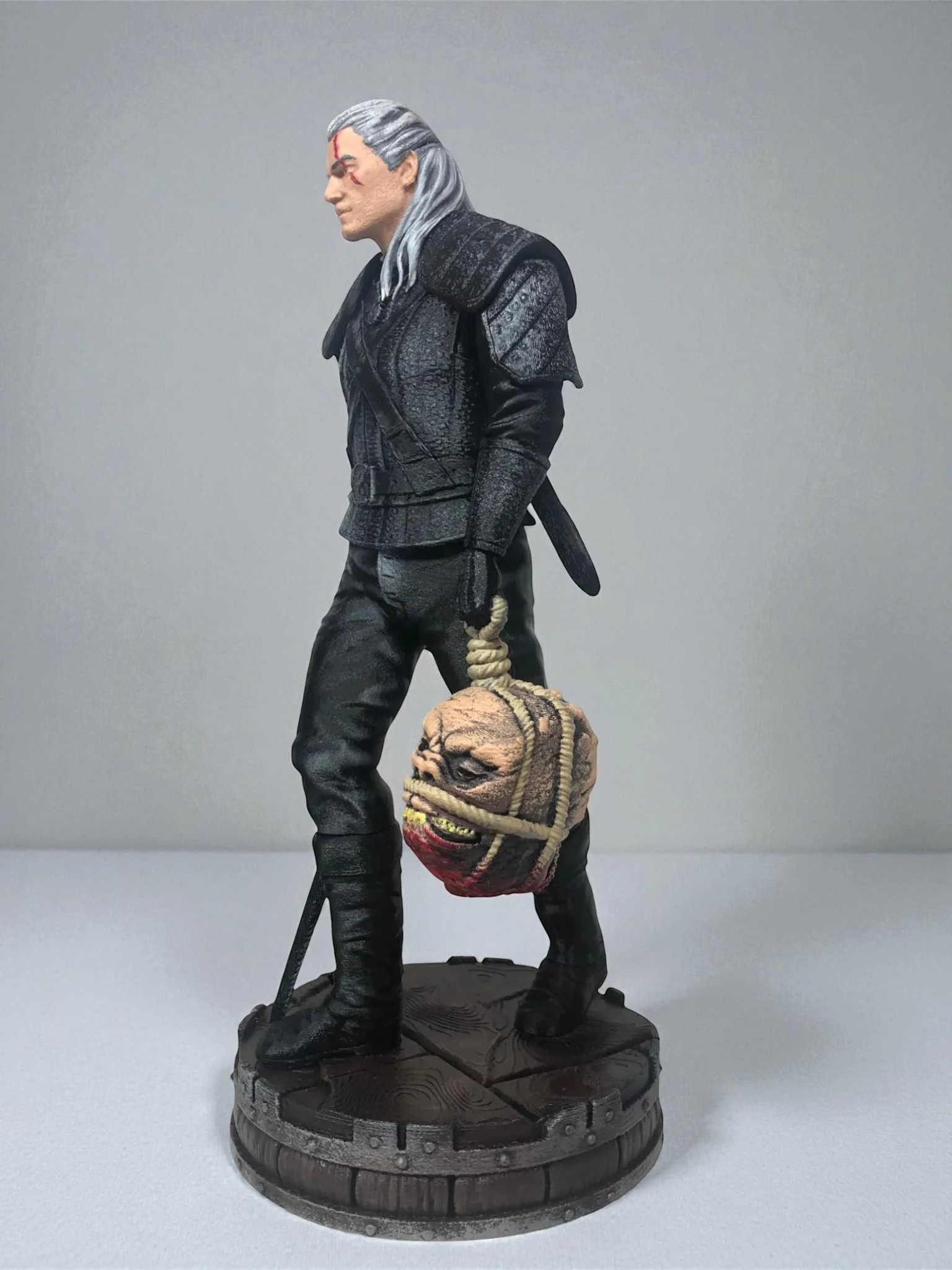 The Witcher Geralt (30 cm)