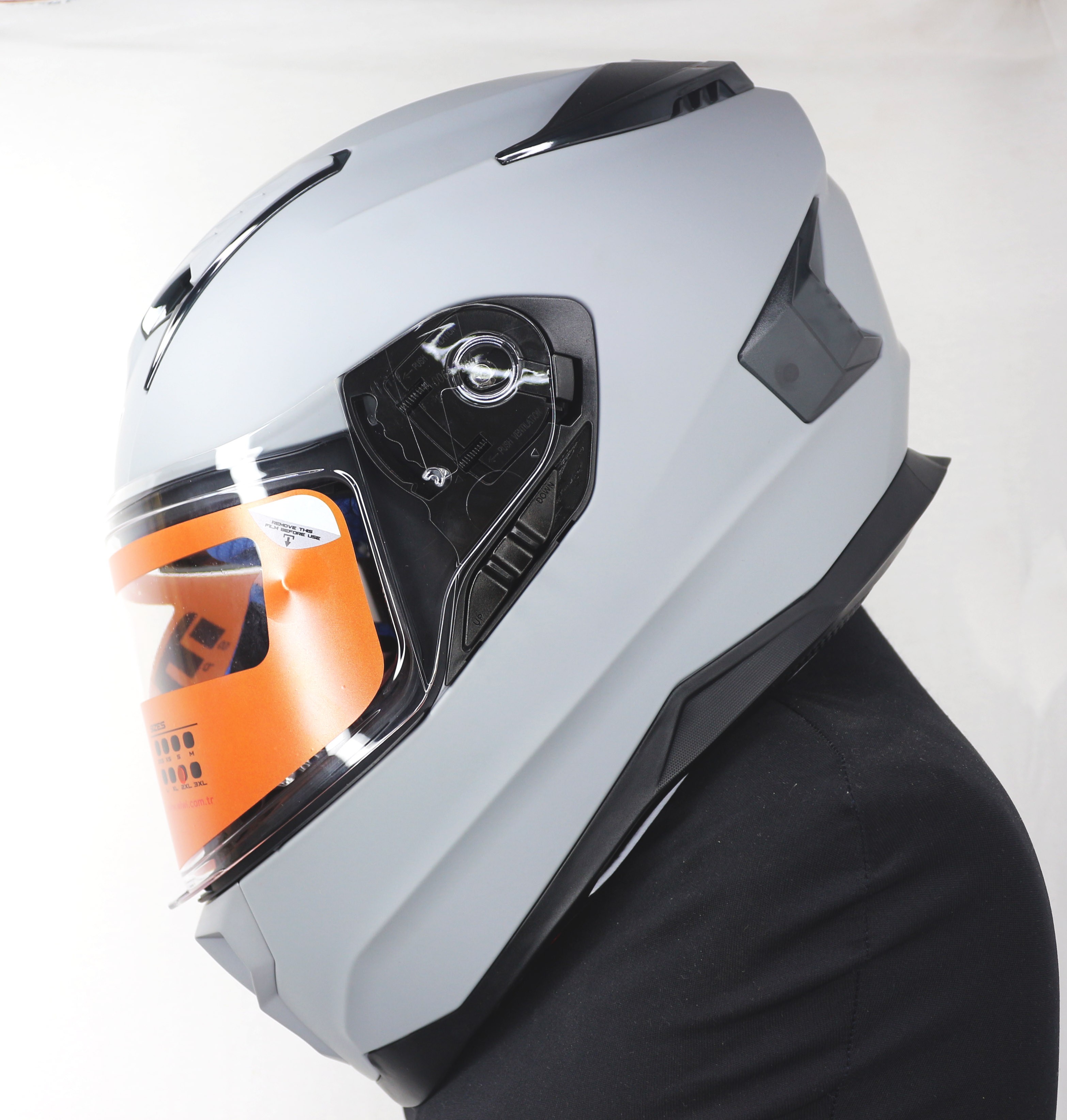 CHALLANGER ÜST SEGMENT PROFESYONEL FULLFACE KAPALI MOTOSİKLET KASKI GÜNEŞ GÖZLÜKLÜ MH HELMETS