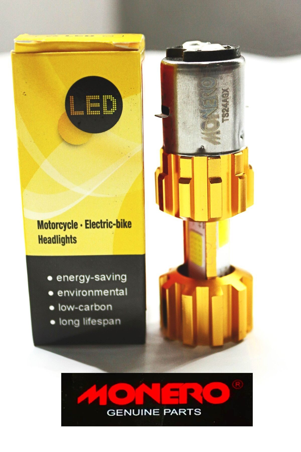 BOSH TİPİ Uyumlu HUZMELİ LED AMPUL 12-18V 8W
