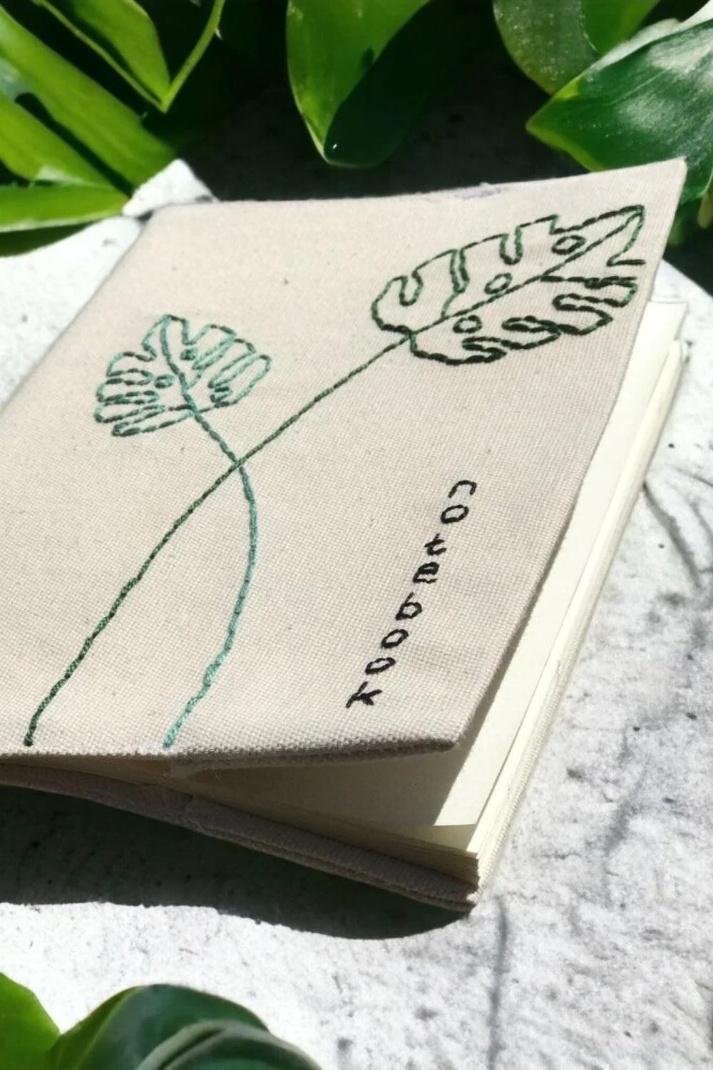 Monstera Notebook