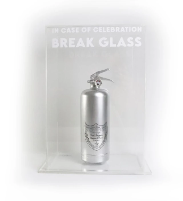 Muyuku Studio - PERSONAL EMERGENCY CELEBRATION