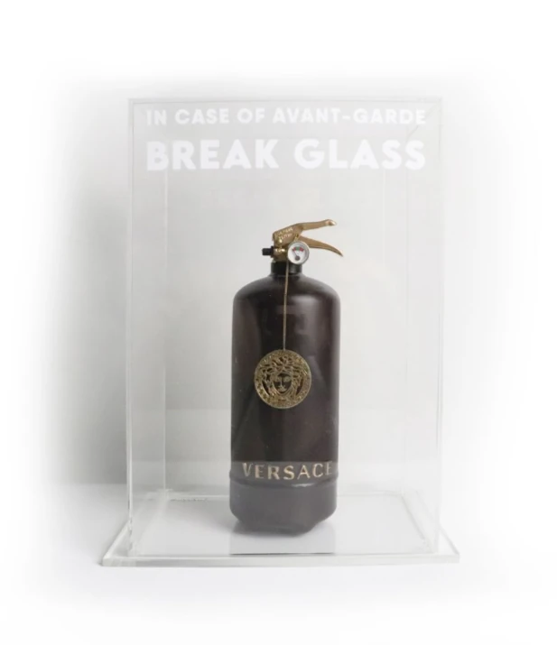 Muyuku Studio - PERSONAL EMERGENCY AVANTGARDE