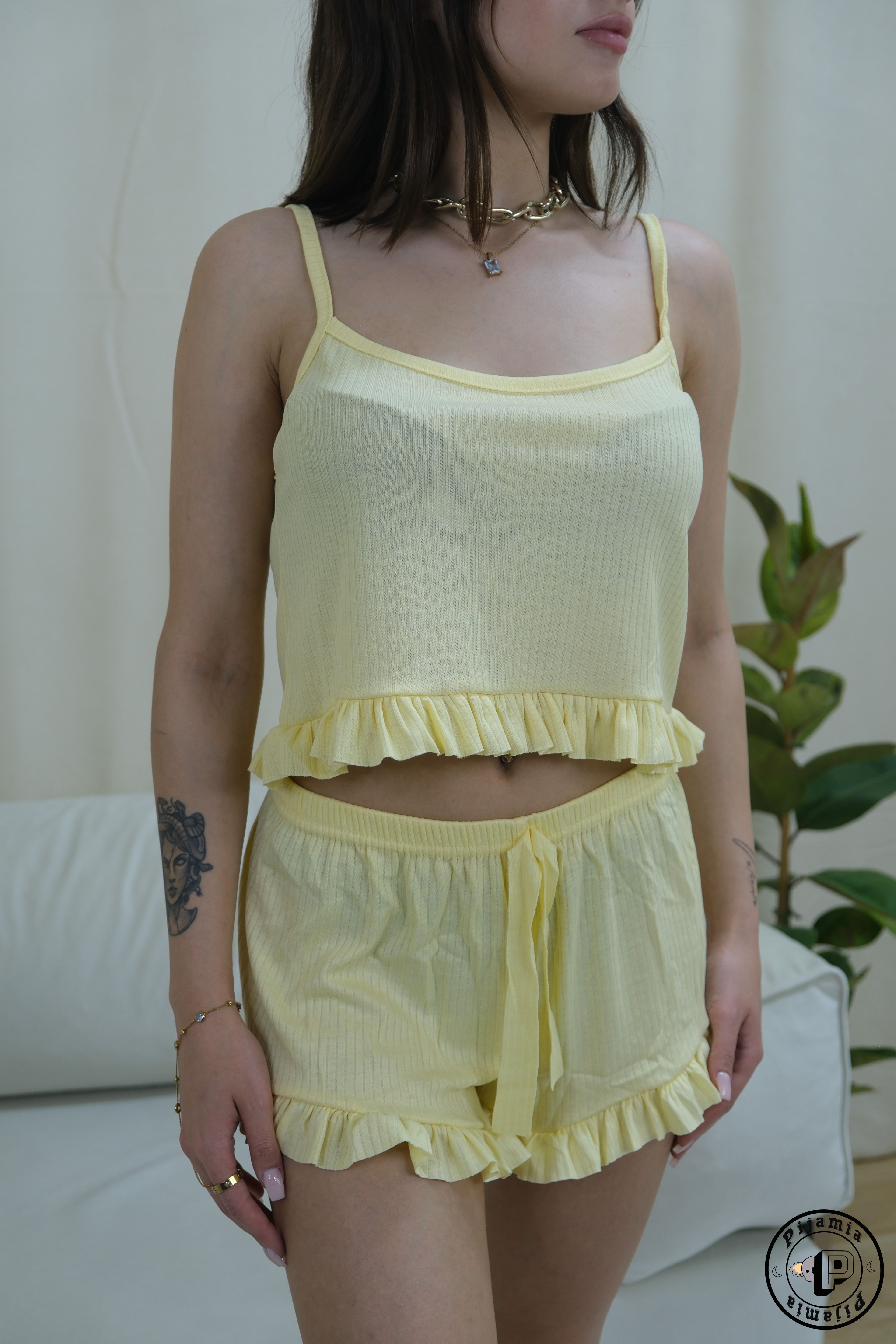 SARI ŞORTLU ASKILI CROP KADIN PİJAMA TAKIMI