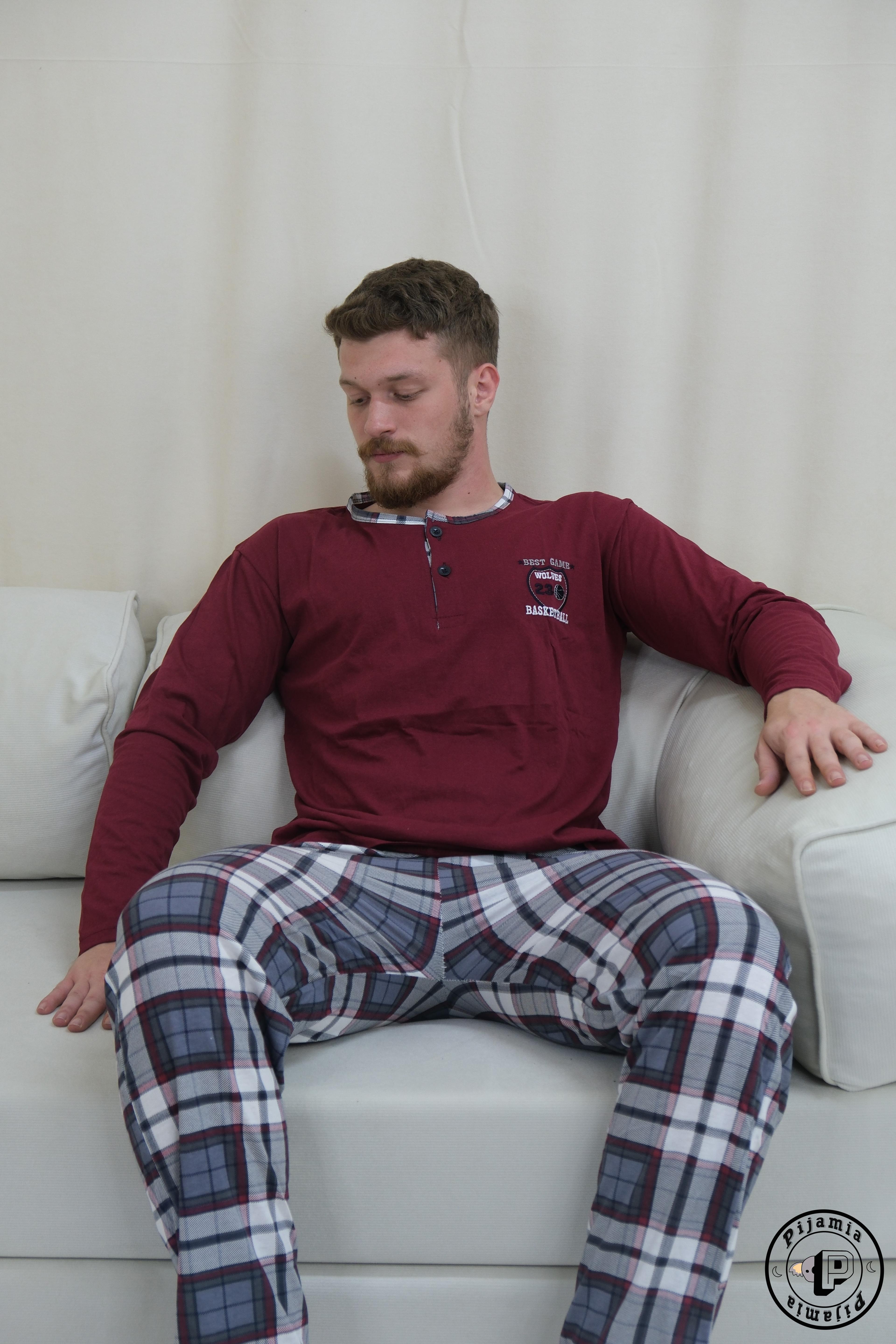 BORDO EKOSE DESENLİ DÜĞMELİ UZUN KOL ERKEK PİJAMA TAKIMI