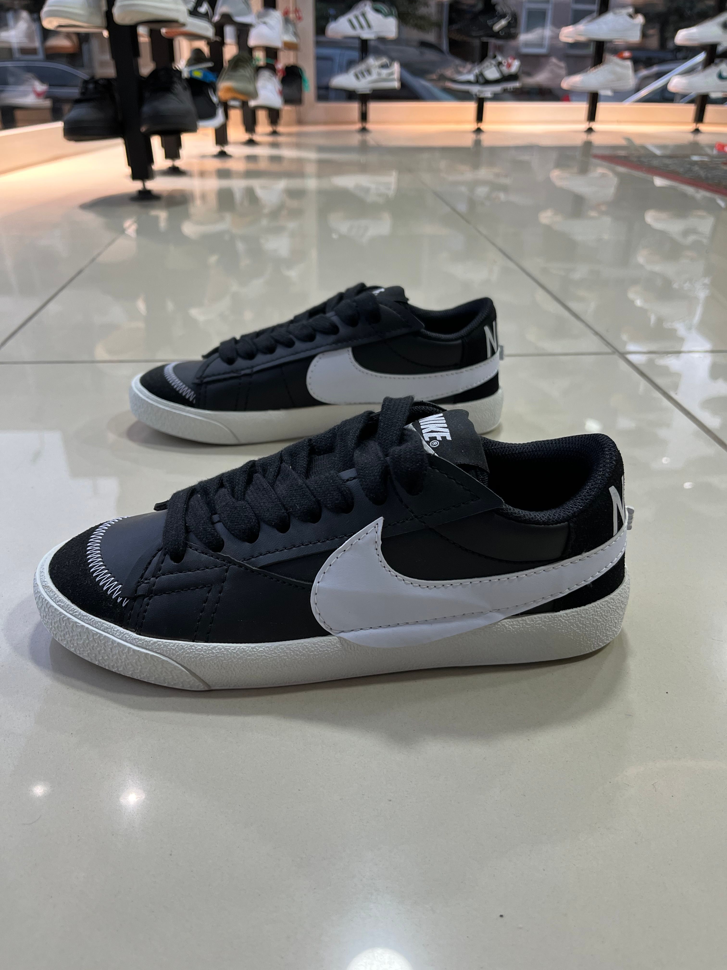 Nike Blazer Jumbo Siyah