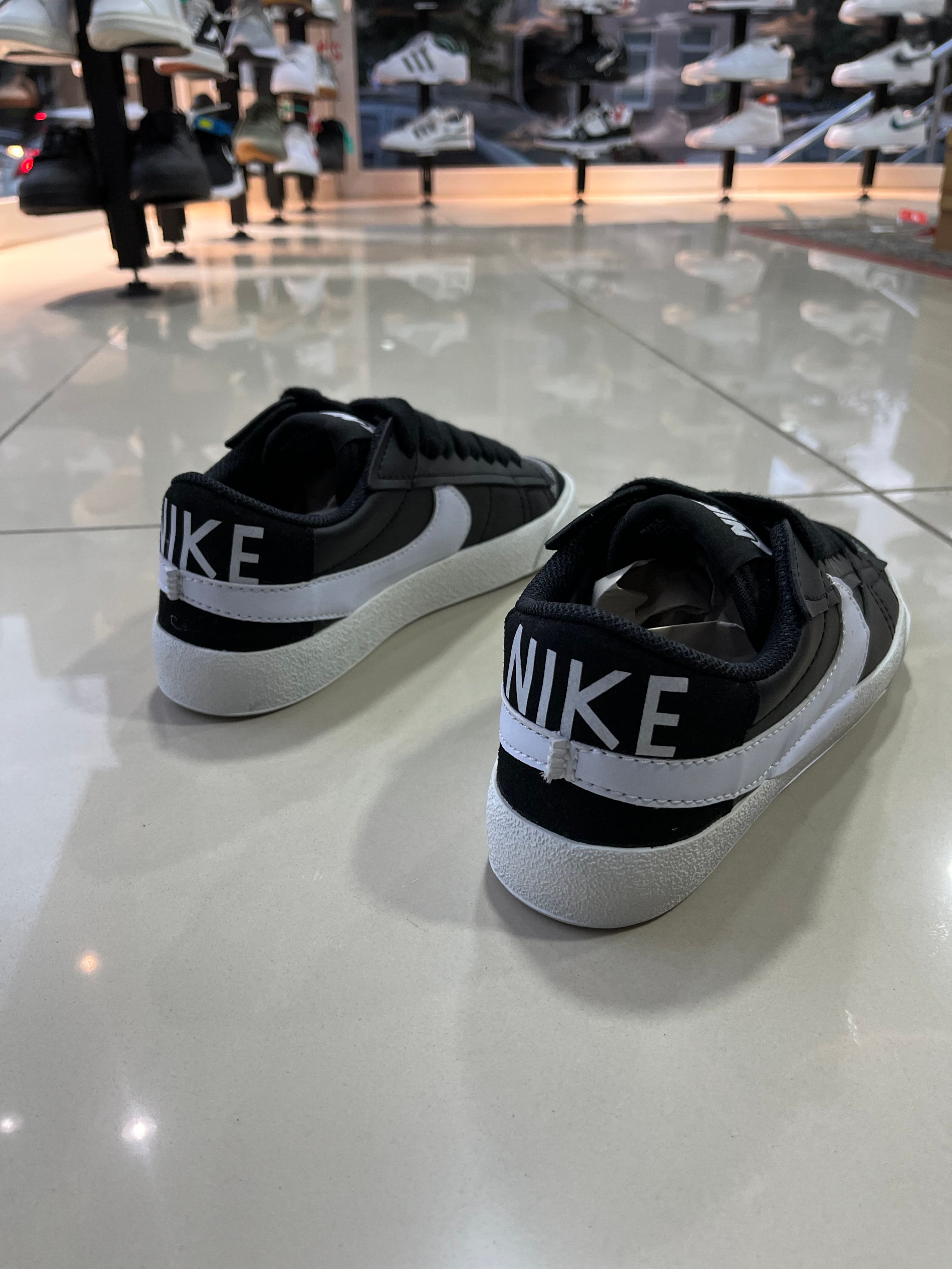 Nike Blazer Jumbo Siyah