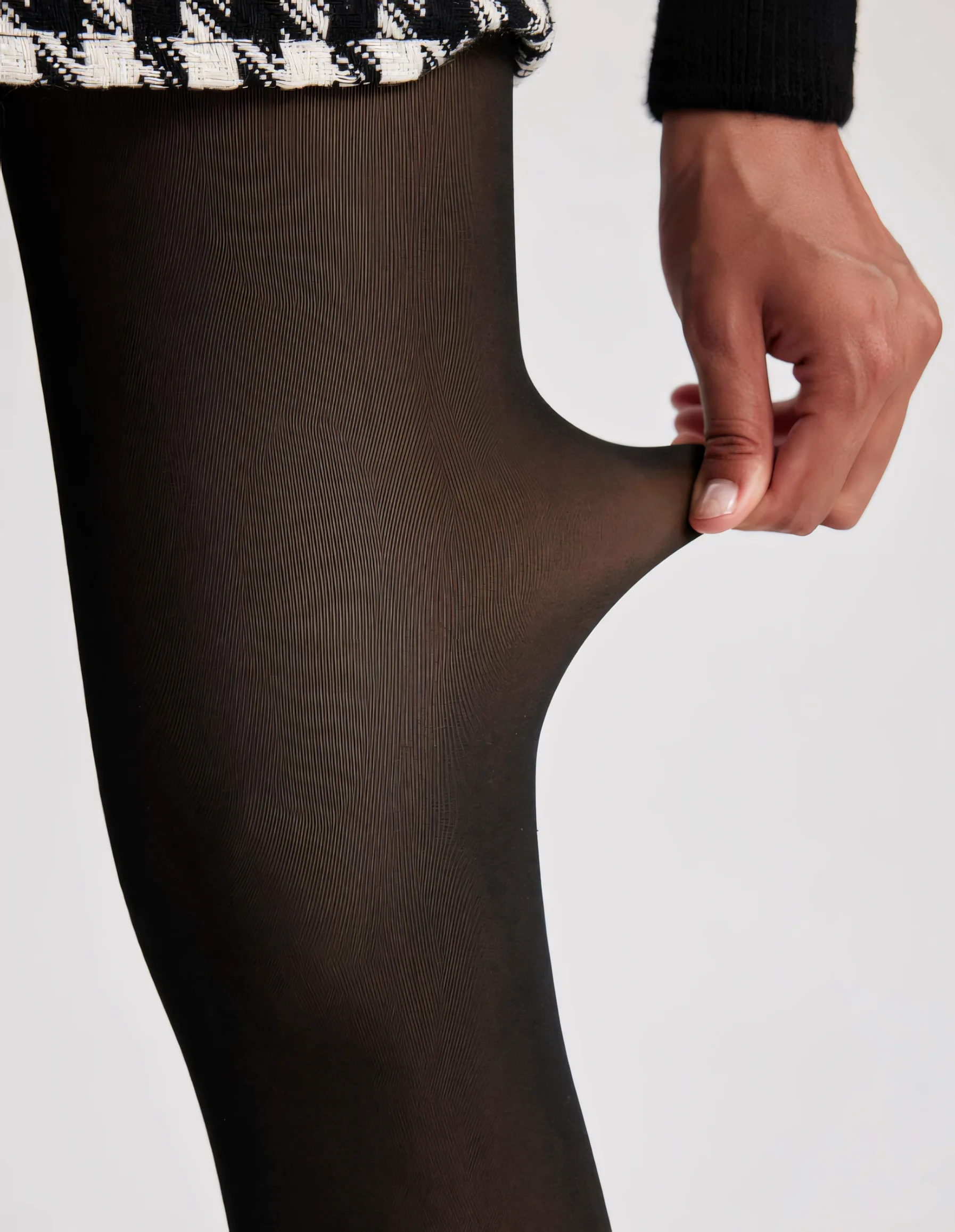 Siyah Ten Görünümlü Kalın Kışlık Sihirli Içi Peluş Külotlu Çorap Tayt