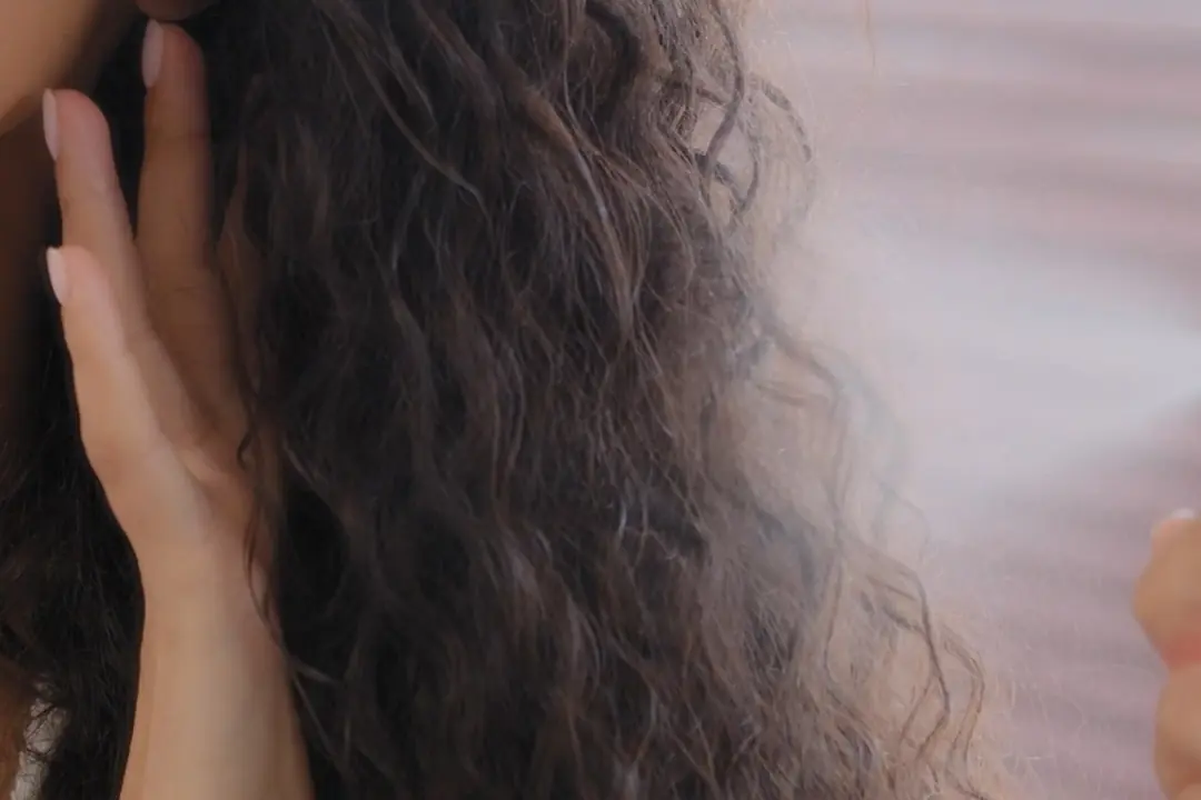 Saç Parfümü Nedir ve Nasıl Kullanılır?