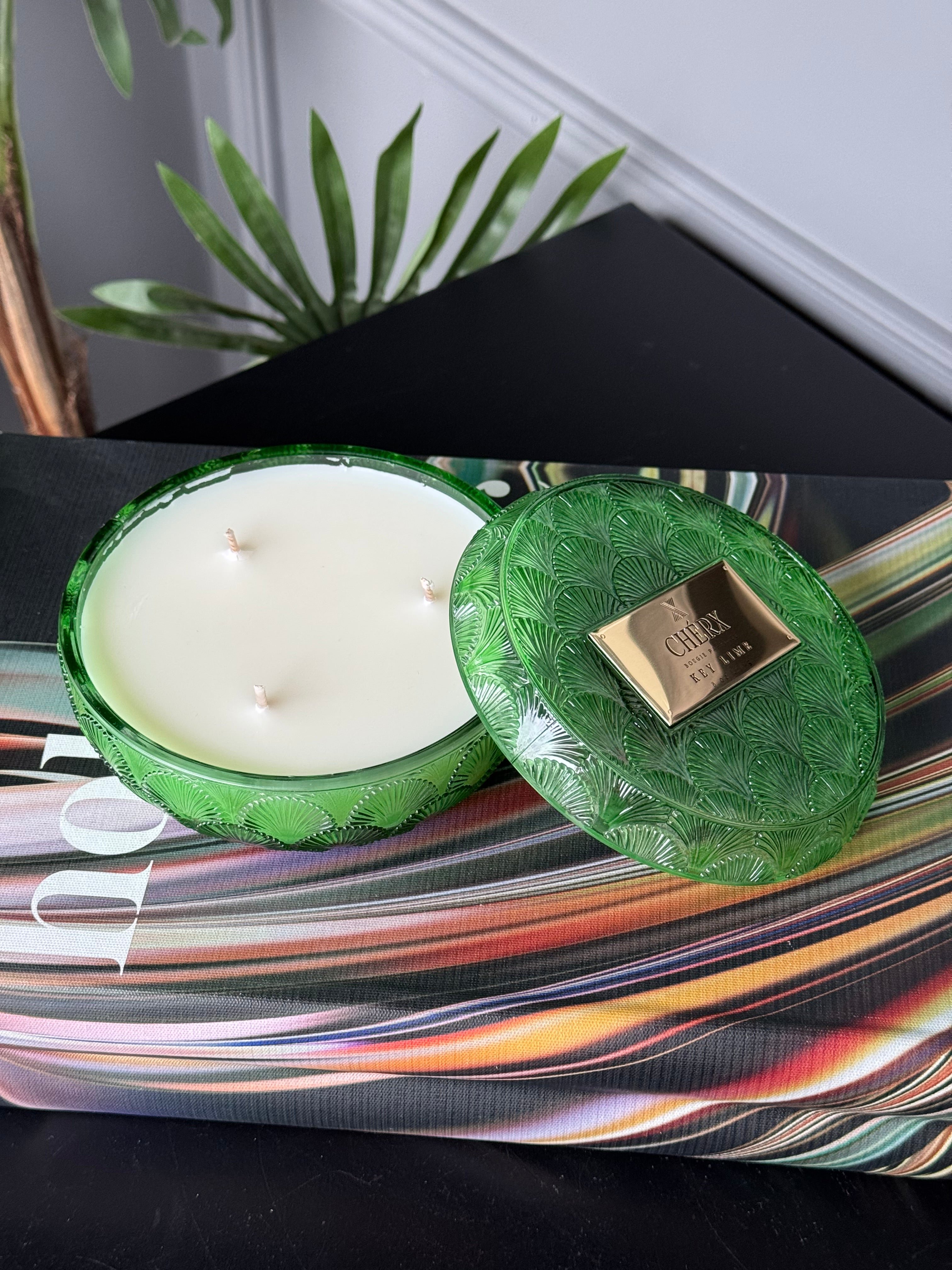 Kokulu Cherx Kabartmalı Cam Kase Mum Key Lime Yeşil