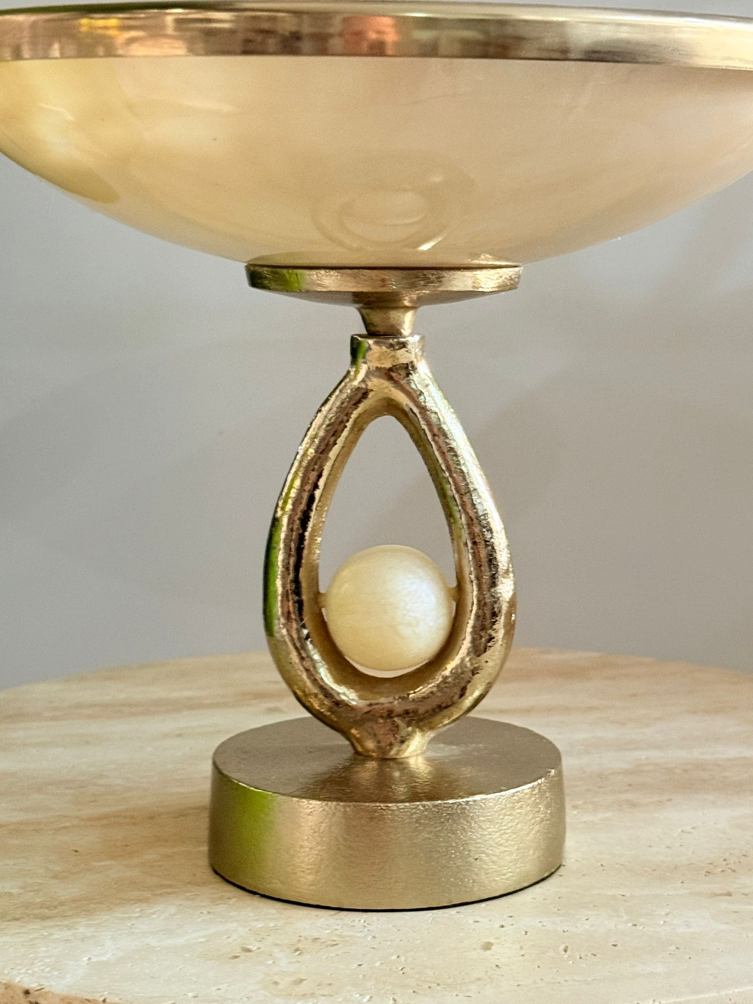 Krem Gold İnci Dekorlu Vazo