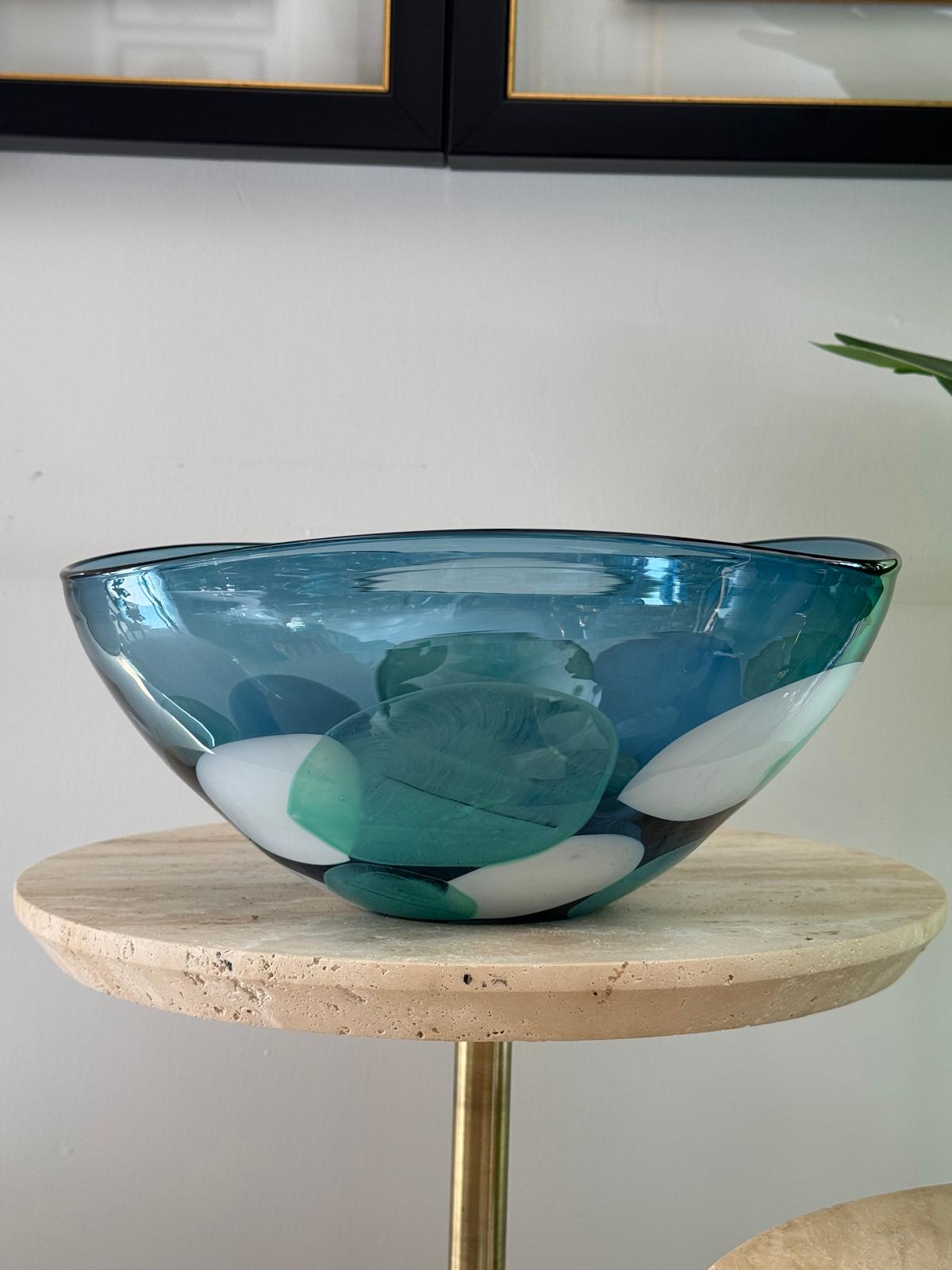 Mavi Yeşil Beyaz Cam Kase