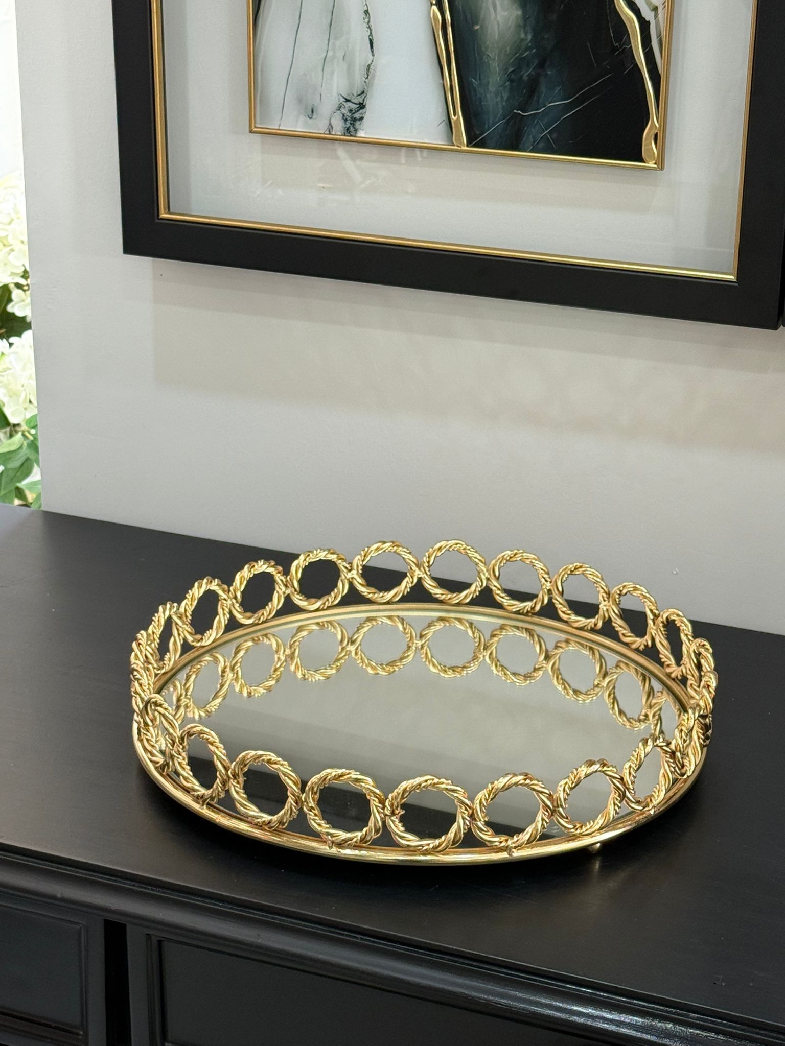 Gold Halkalı Burgu Yuvarlak Tepsi