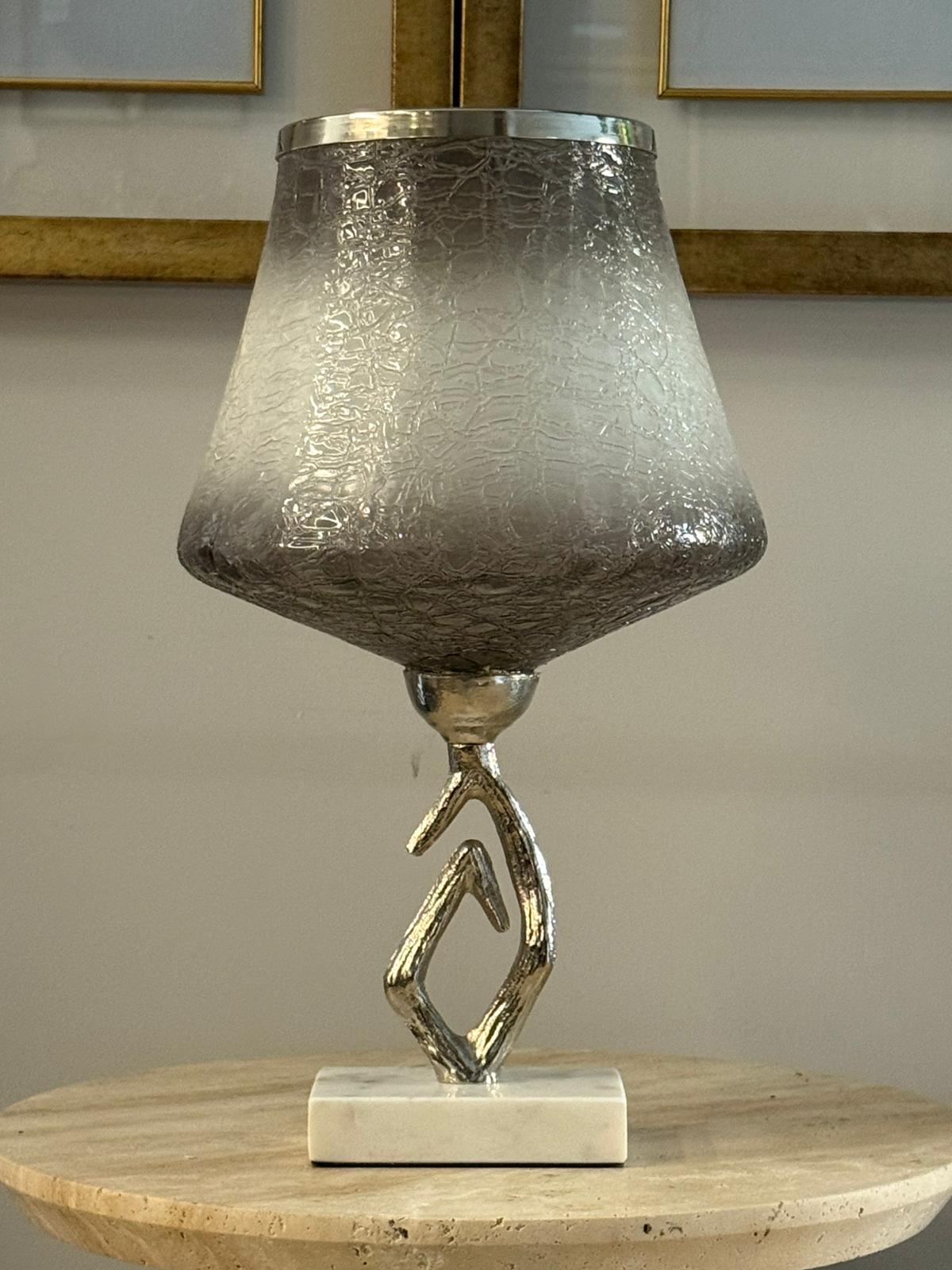 Gümüş Ayaklı Gri Cam Vazo