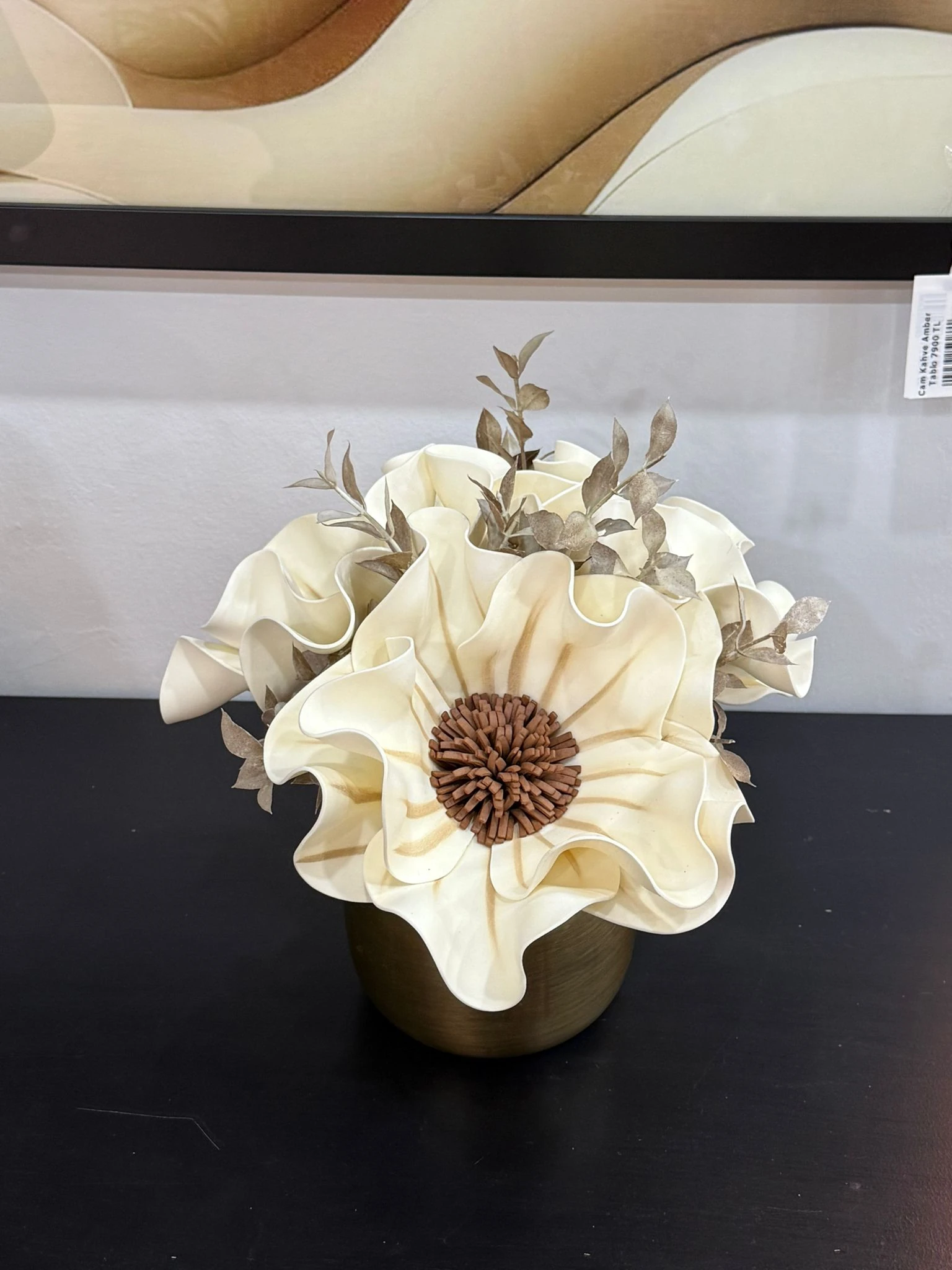 Eskitme Cezve Vazoda Lateks Çiçek Aranjman 