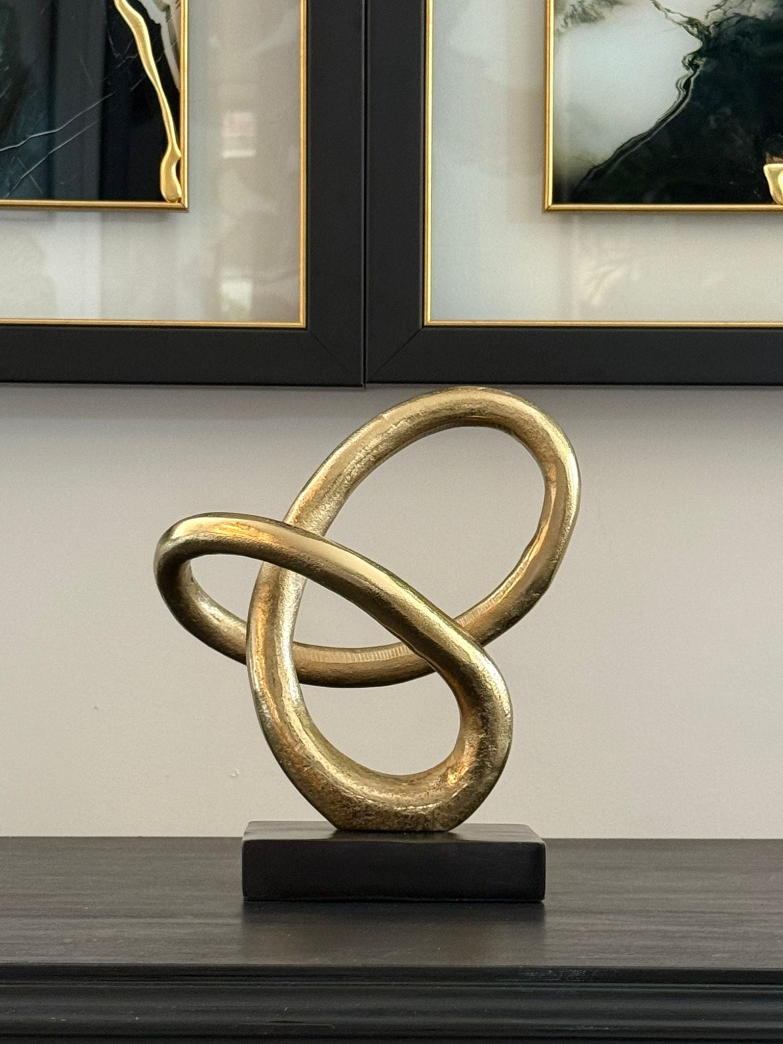 Mermer Kaideli Gold Döküm Düğüm Dekor