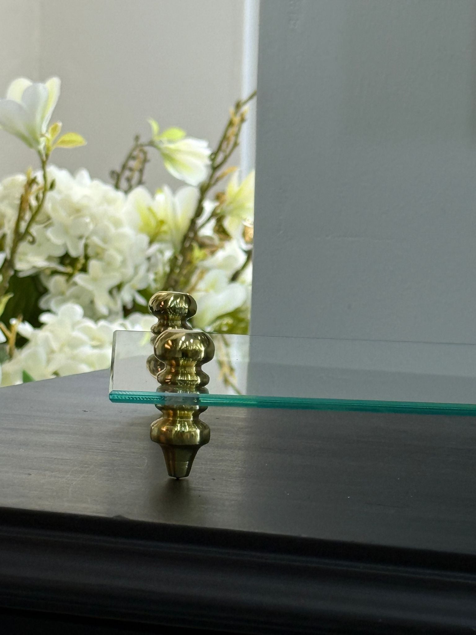 Gold Ayaklı Dikdörtgen Cam Tepsi