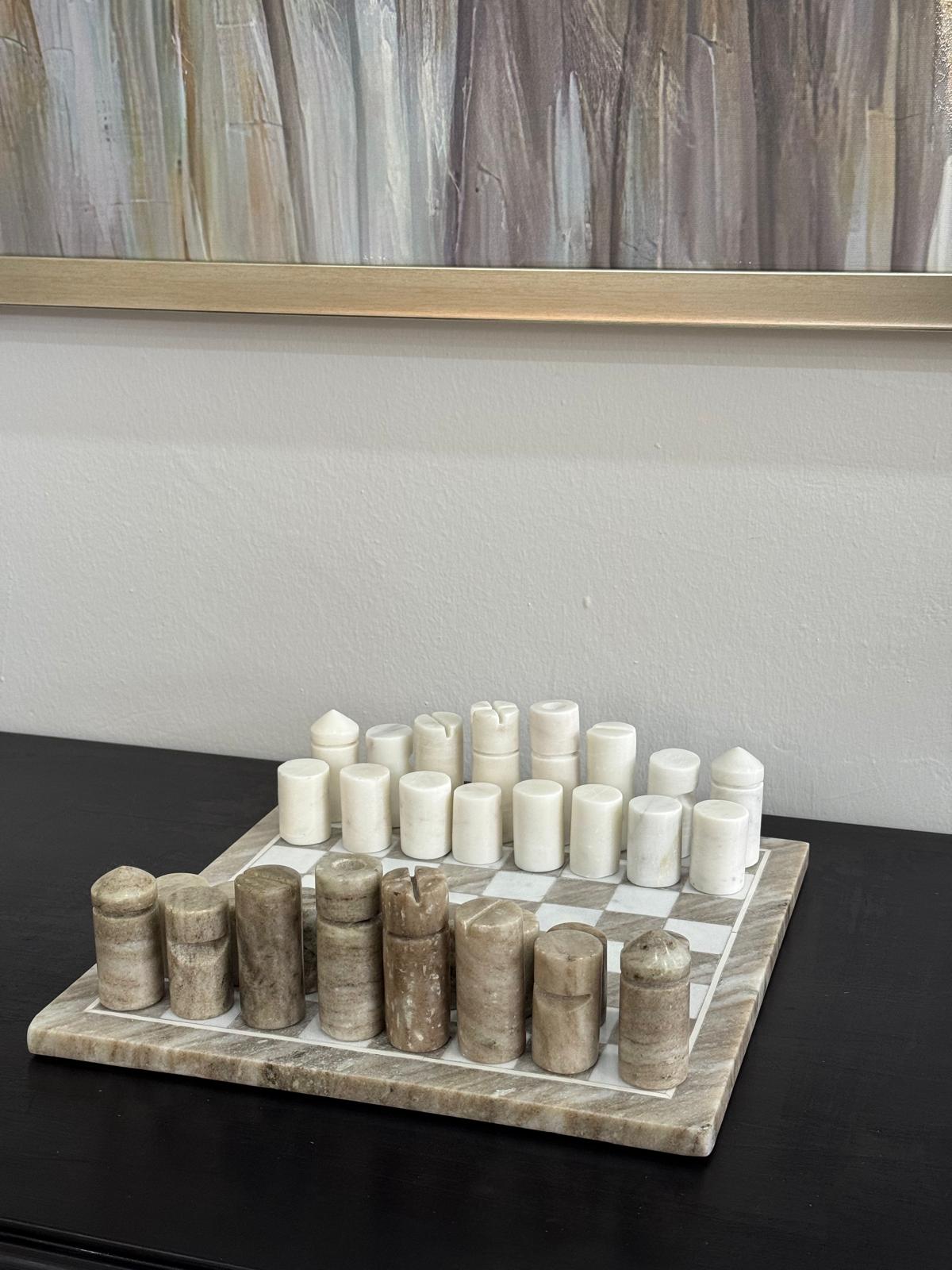 Mermer Beyaz Bej Satranç Takımı