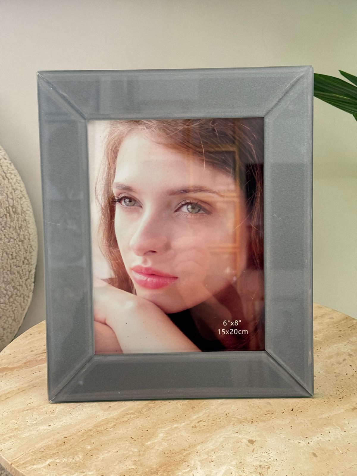 İthal Cam Çerçeve Gri 15*20cm