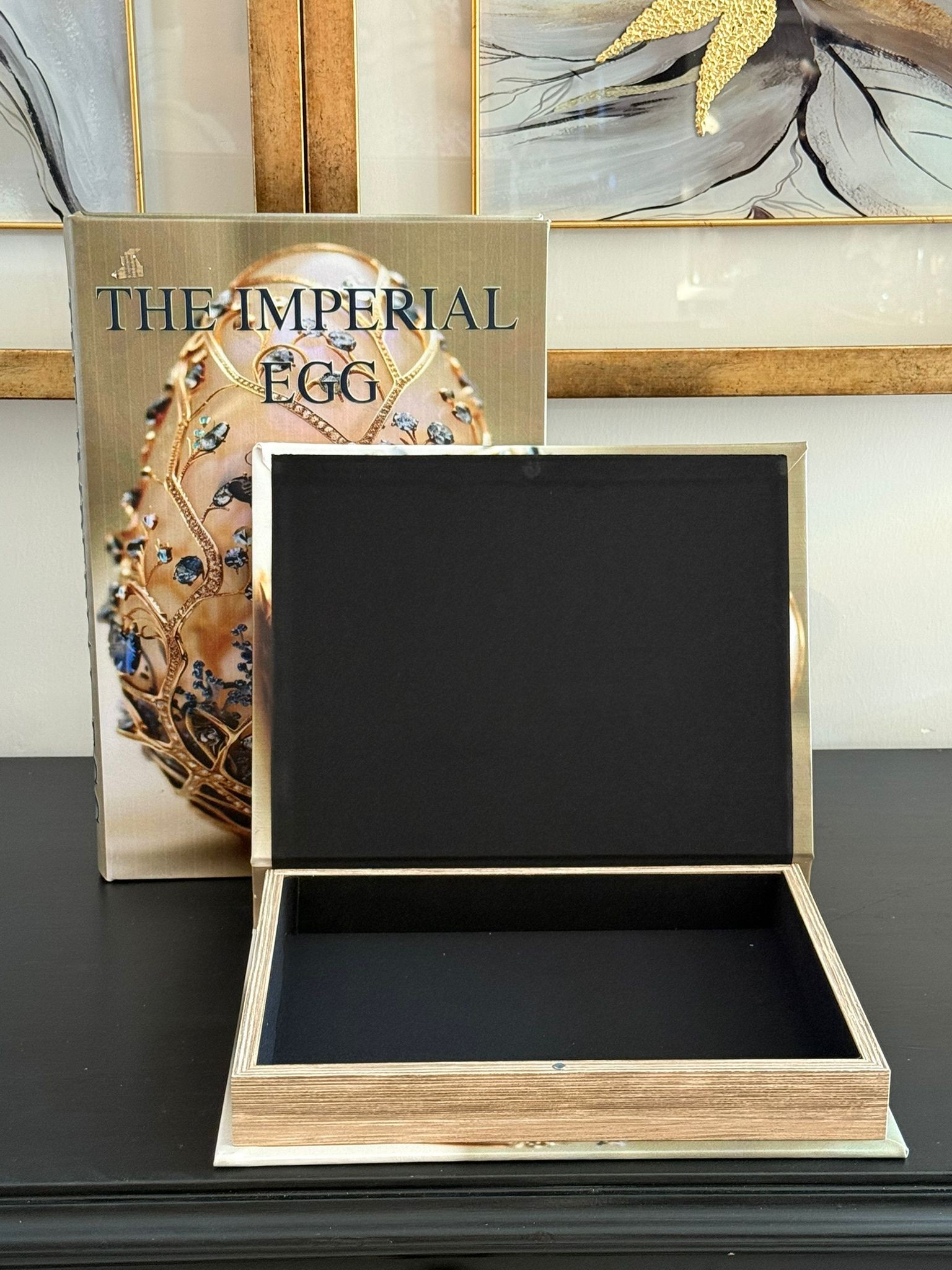 Kitap Kutu Deri Kaplı The İmperial Egg 2li 