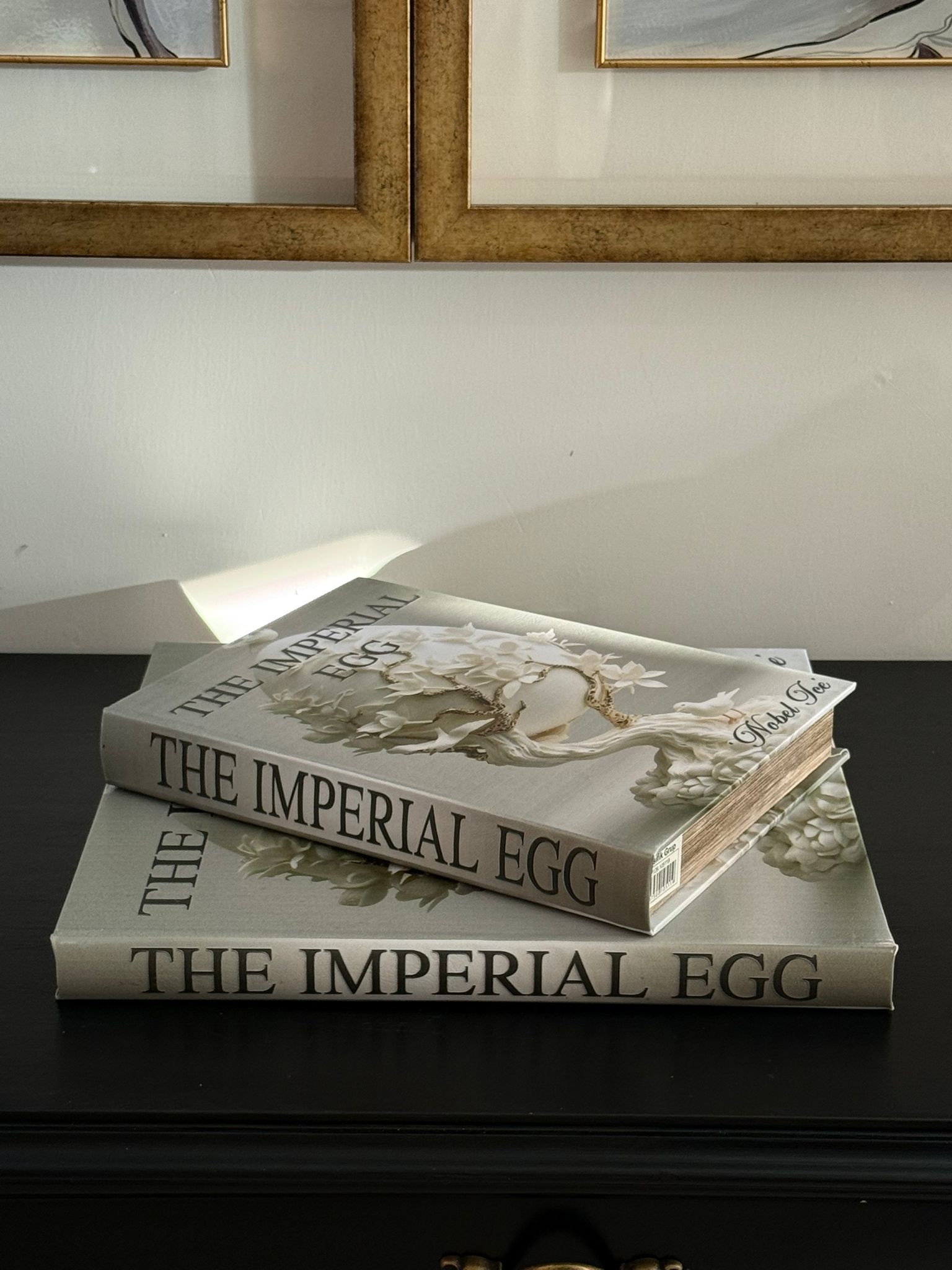 Kitap Kutu Deri Kaplı The İmperial Egg 2li 