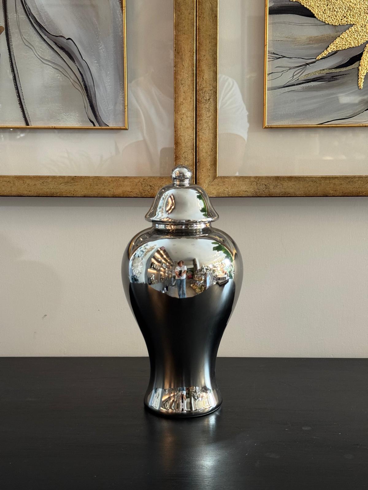 Gümüş Kapaklı Küp 