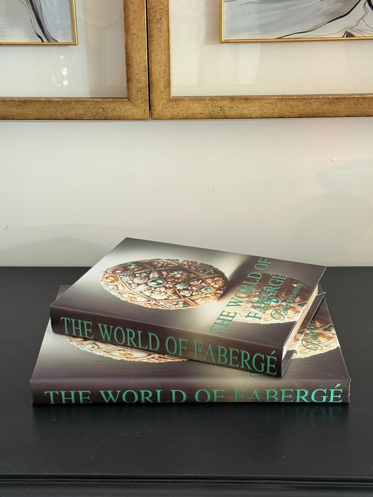 Kitap Kutu Deri Kaplı The World Of Faberge