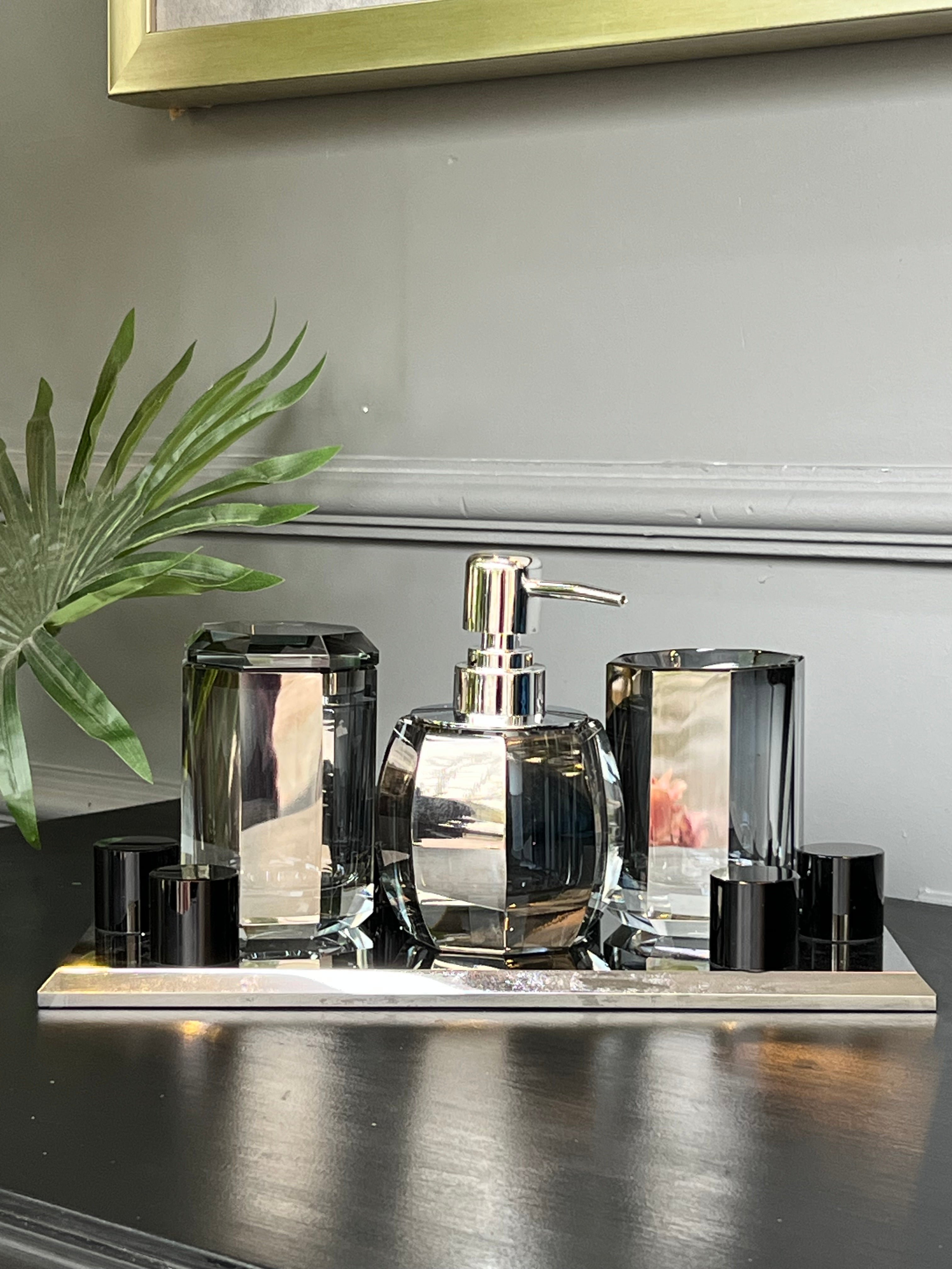 Lux Kristal Füme Gümüş  Banyo Takımı 4 Parça