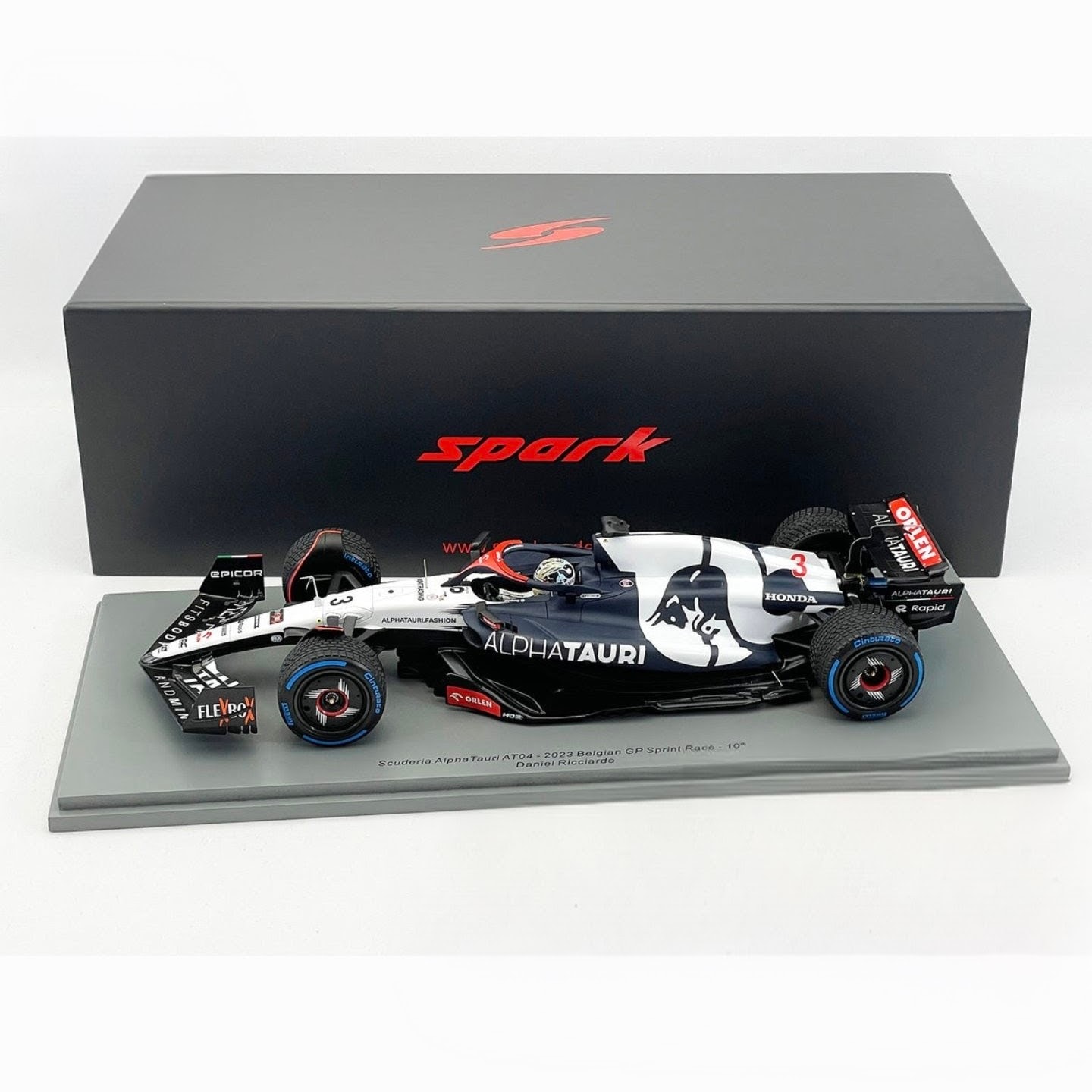 1:18 Spark Scuderia Alpha Tauri AT04 2023