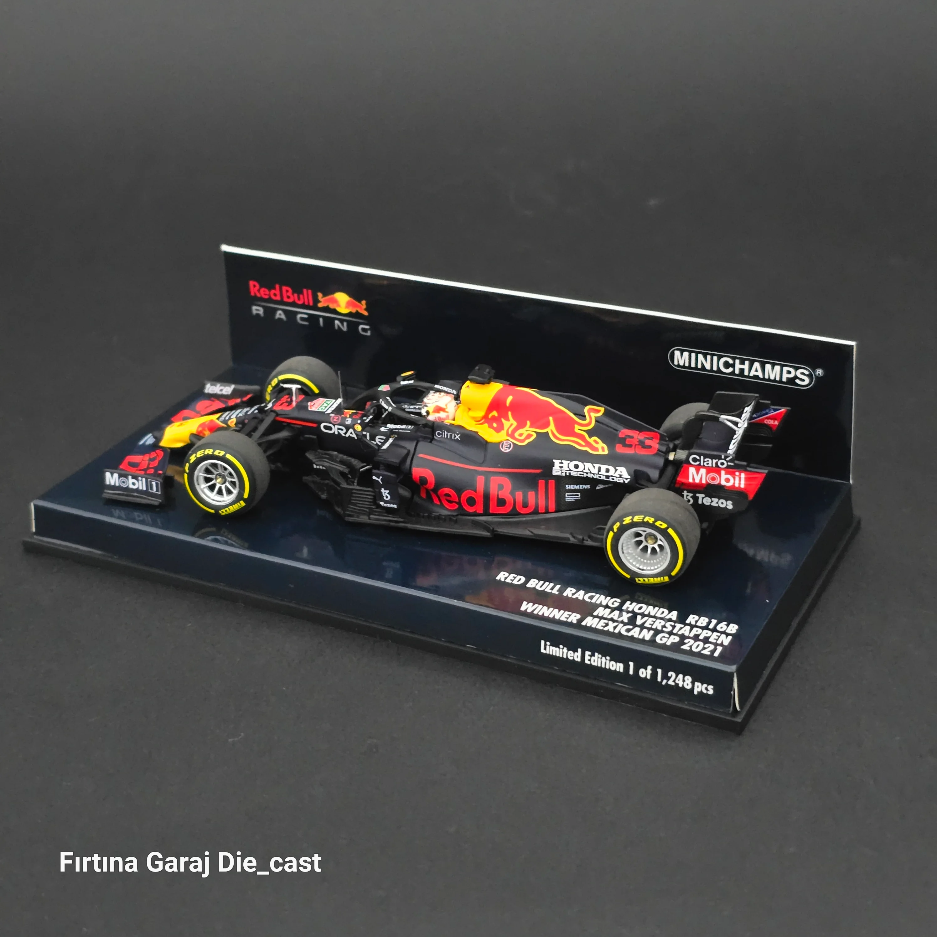 1:43 Minichamps Redbull Honda RB16B 2021 Dünya Şampiyonu Max Verstappen 
