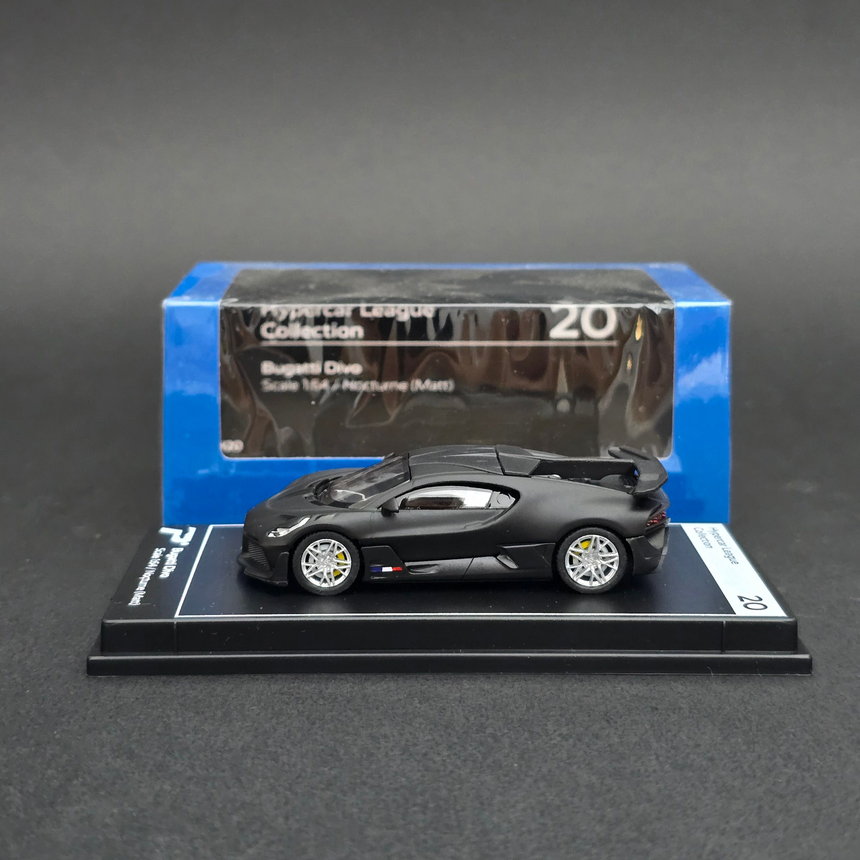 1:64 Postercar Bugatti Divo
