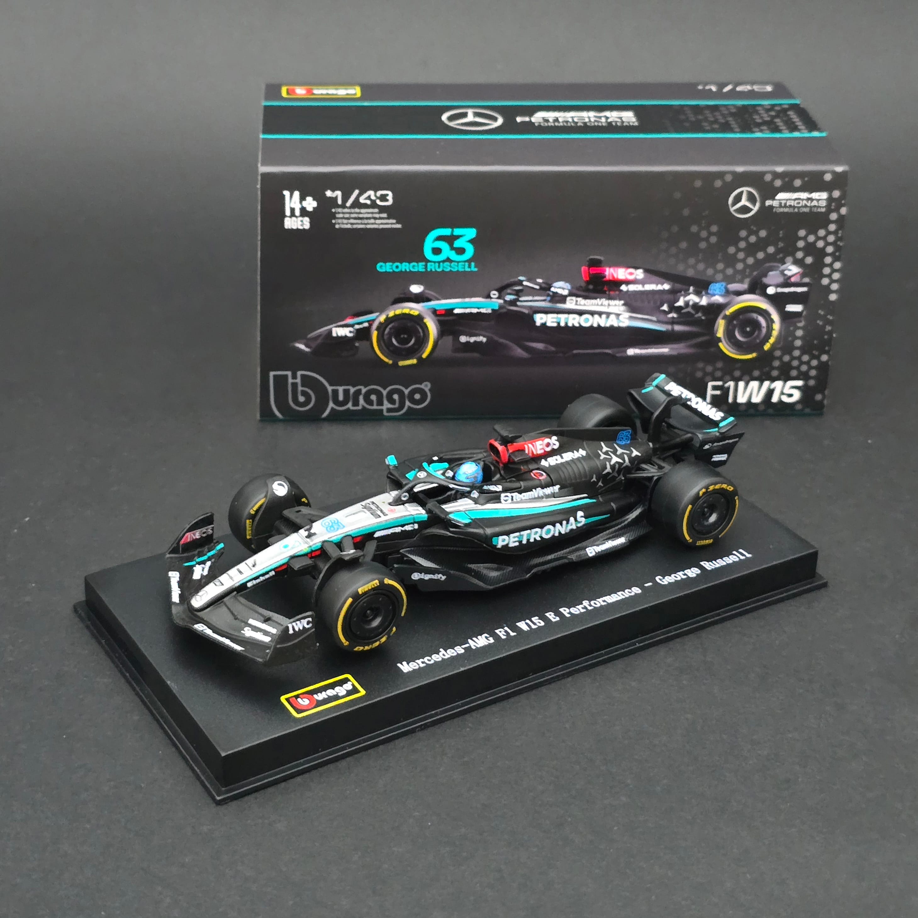 1:43 Mercedes AMG W15 George Russell 2024