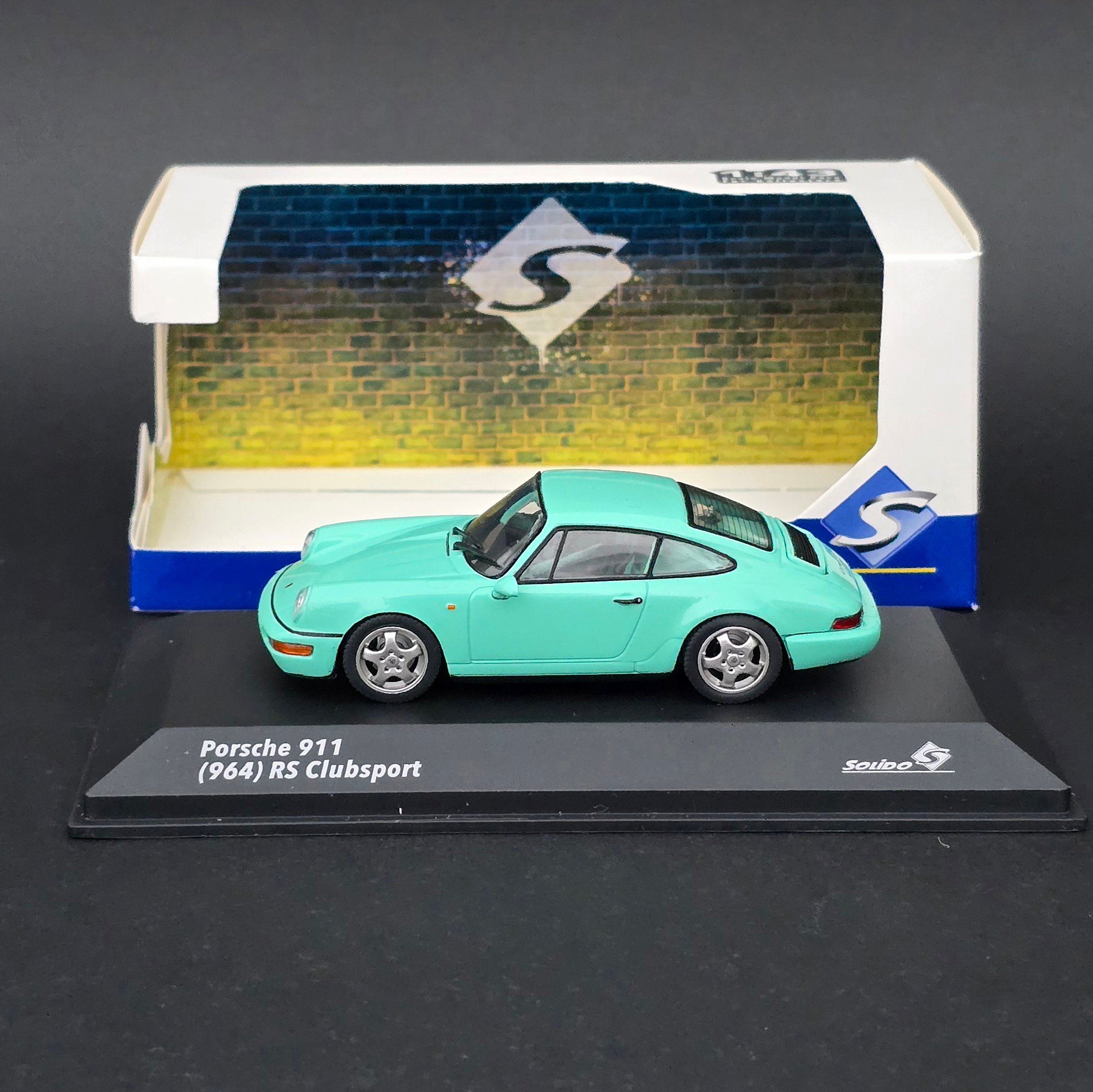 1:43 Solido Porsche 911 RS (964)ClupSport