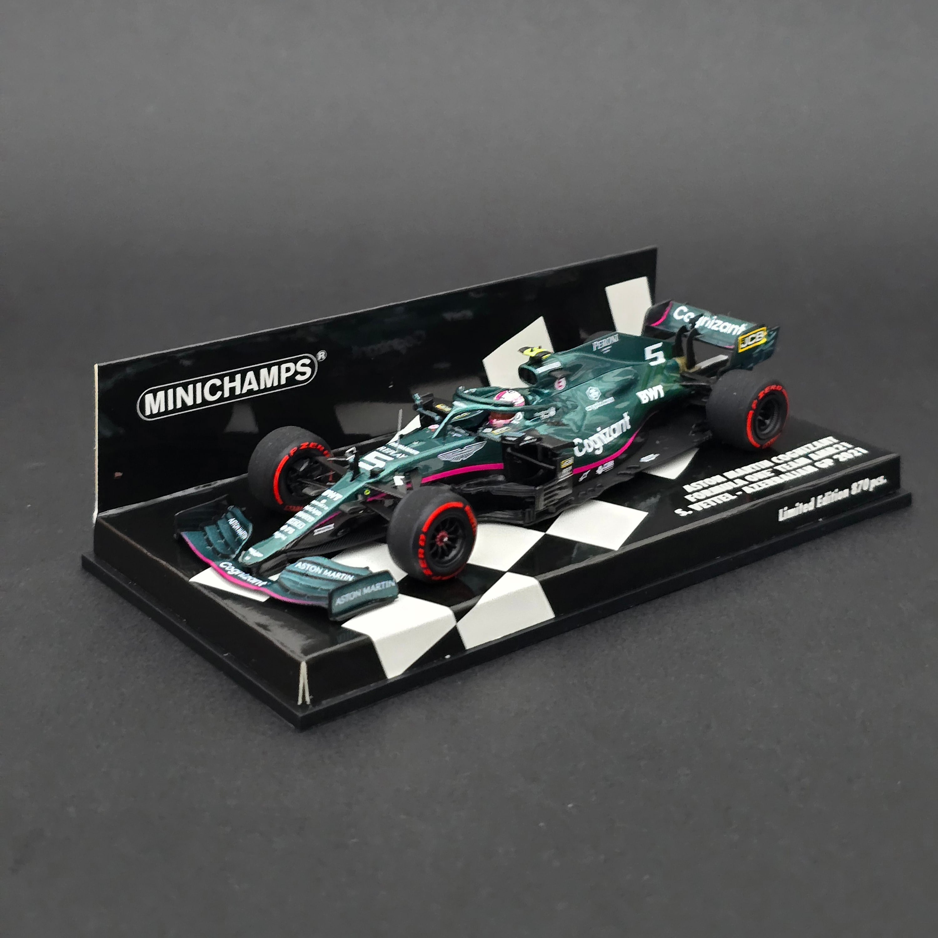 1:43 Aston Martin AMR21 Sebastian Vettel 2021