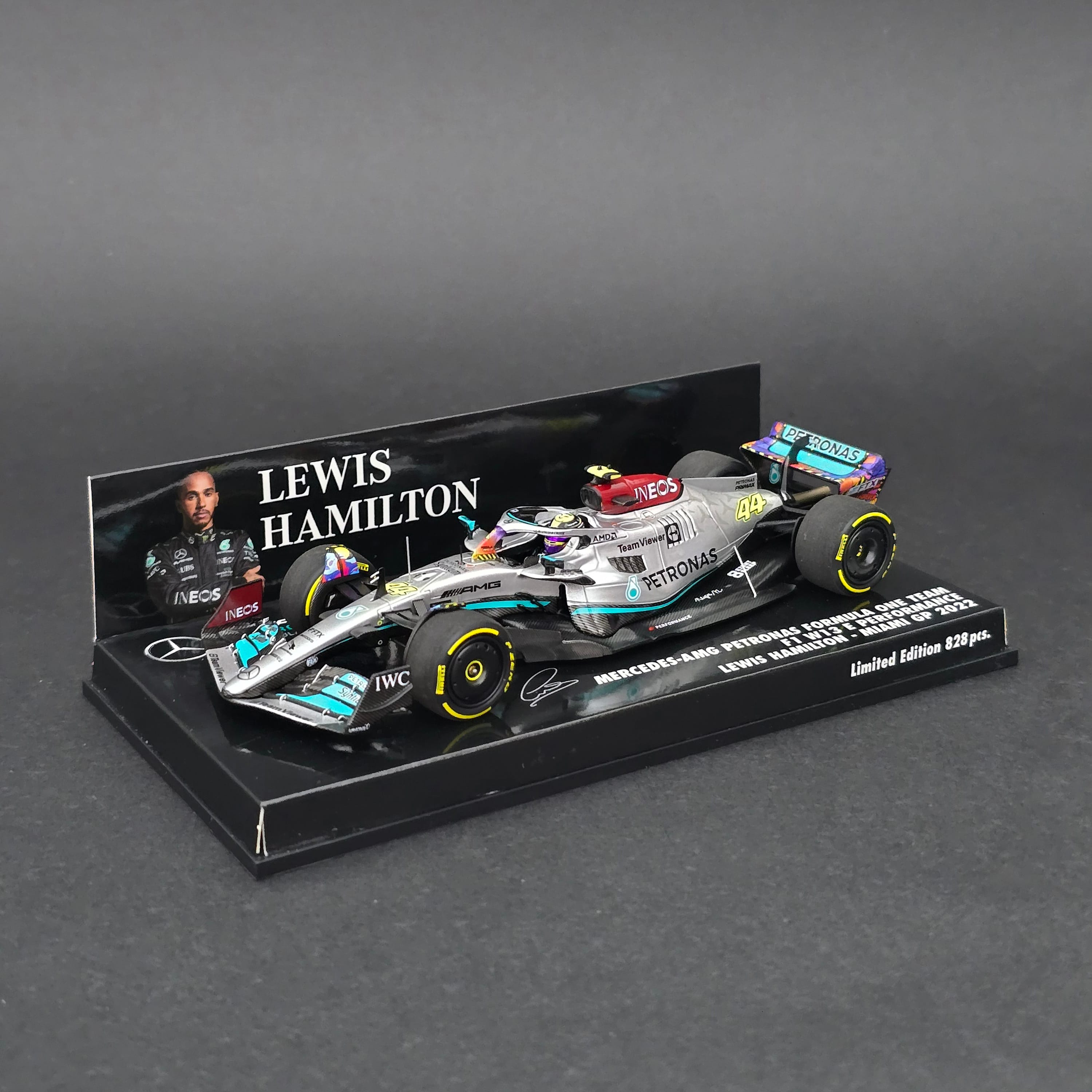 1:43 Mercedes AMG W13 Lewis Hamilton 2022