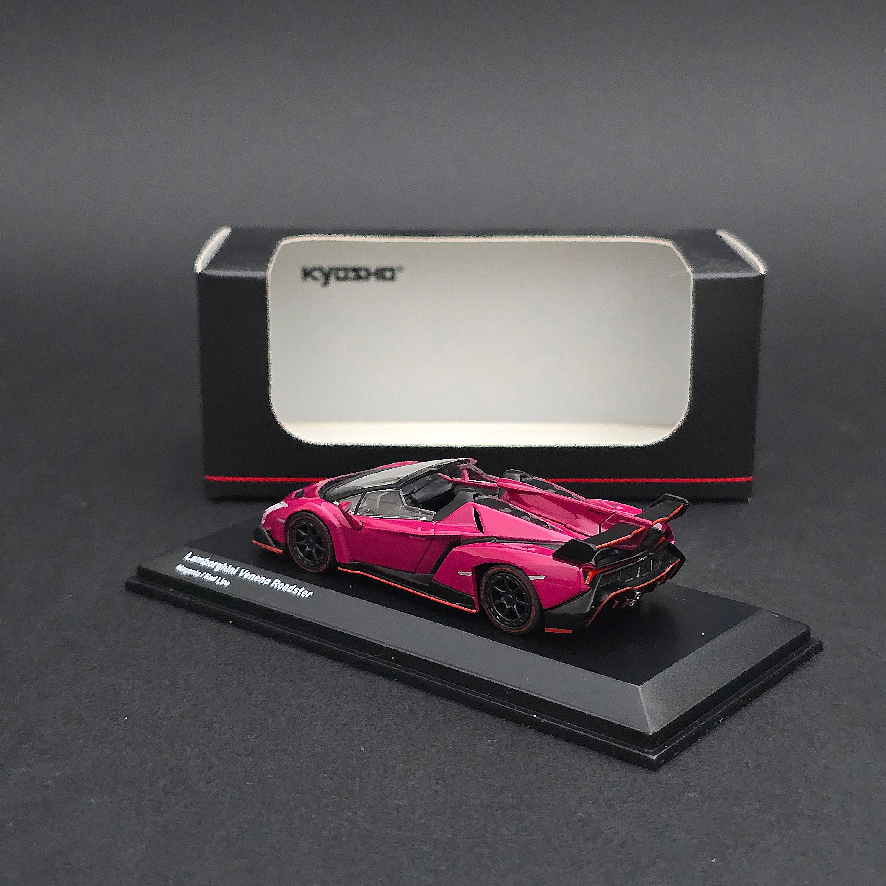 1:64 Kyosho Lamborghini Veneno Roadster