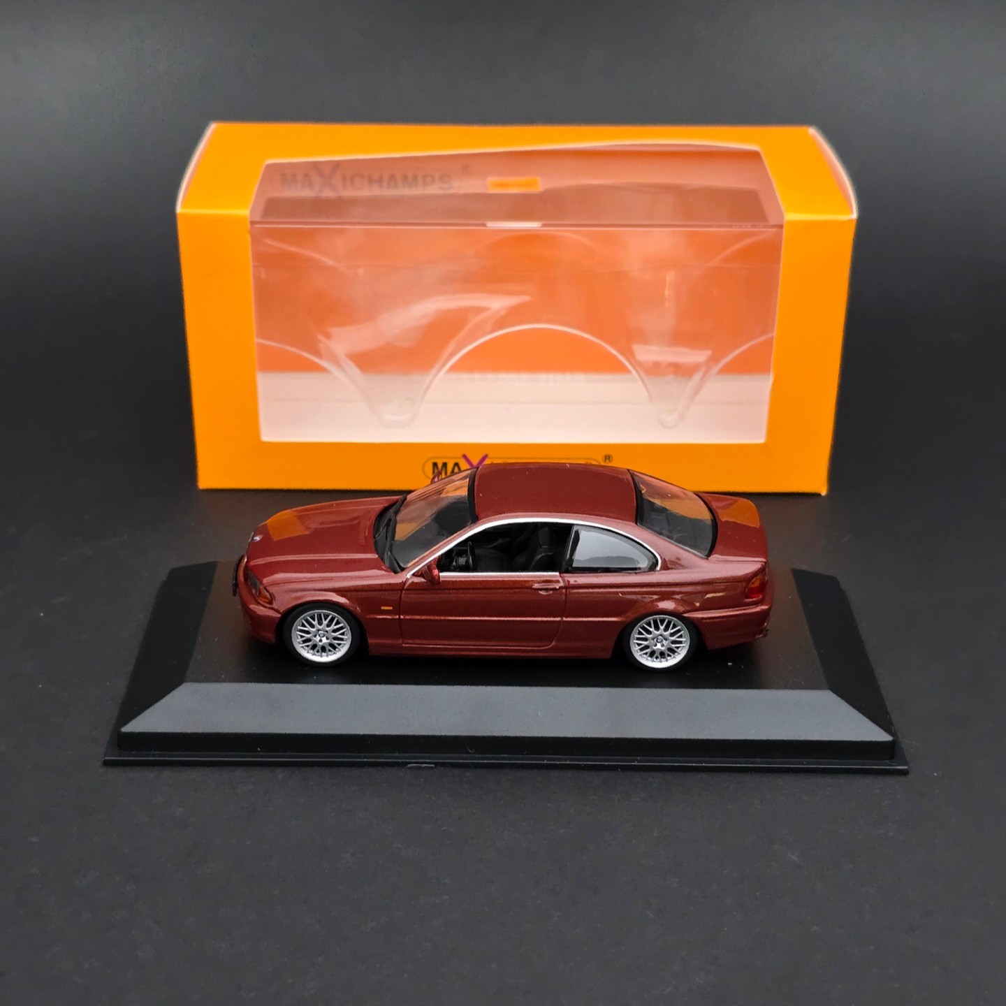 1:43 BMW 328ci E46 
