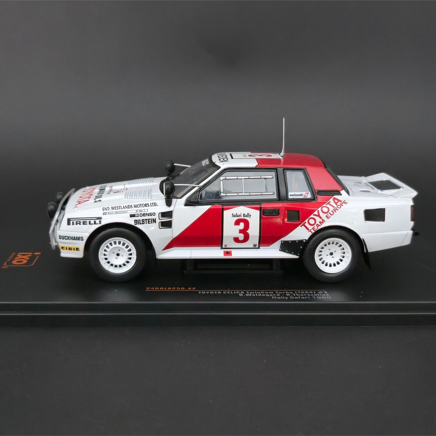 1:24 İxo Toyota Celica TwinCam Turbo 