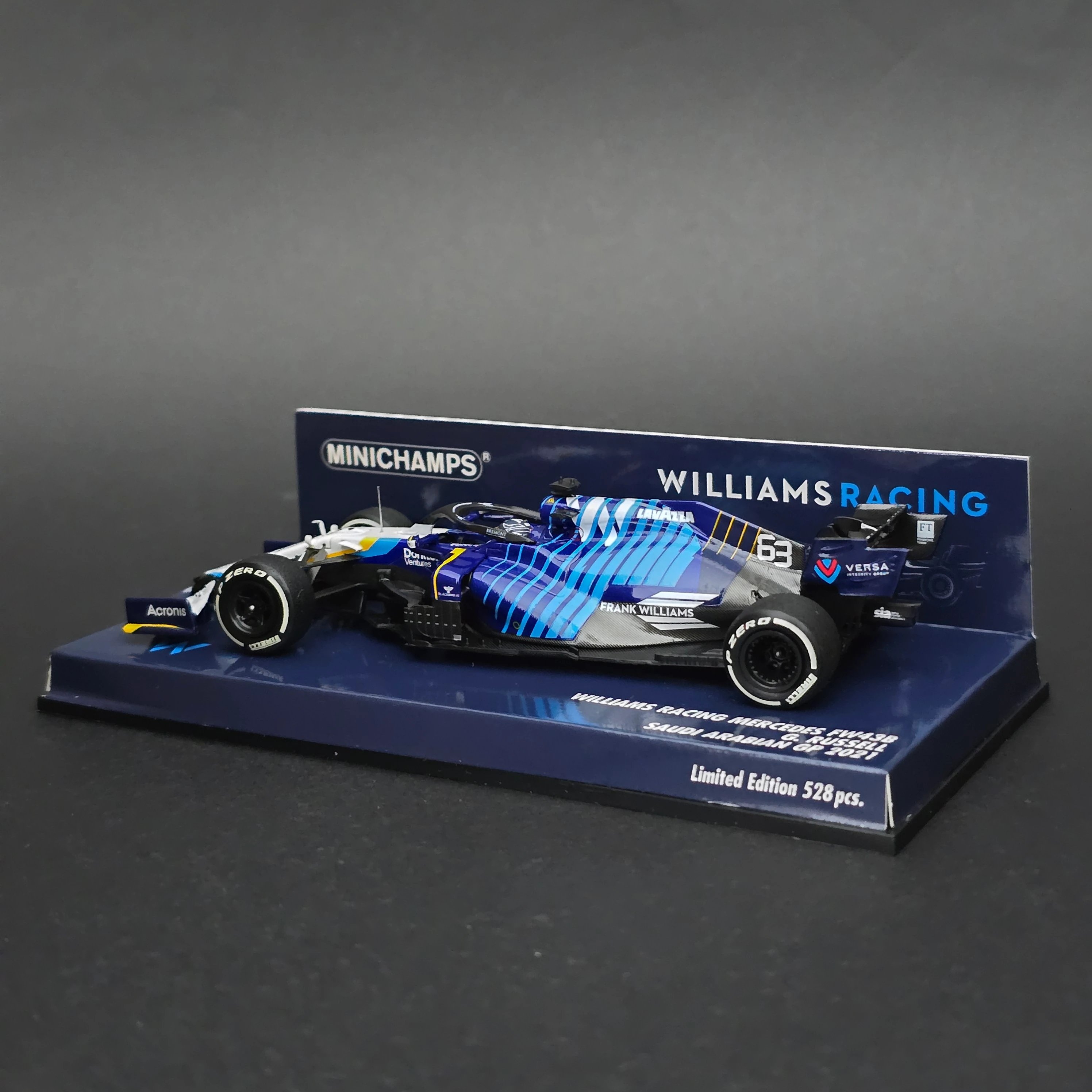 1/43 Minichamps Williams Mercedes FW43B George Russell 2021