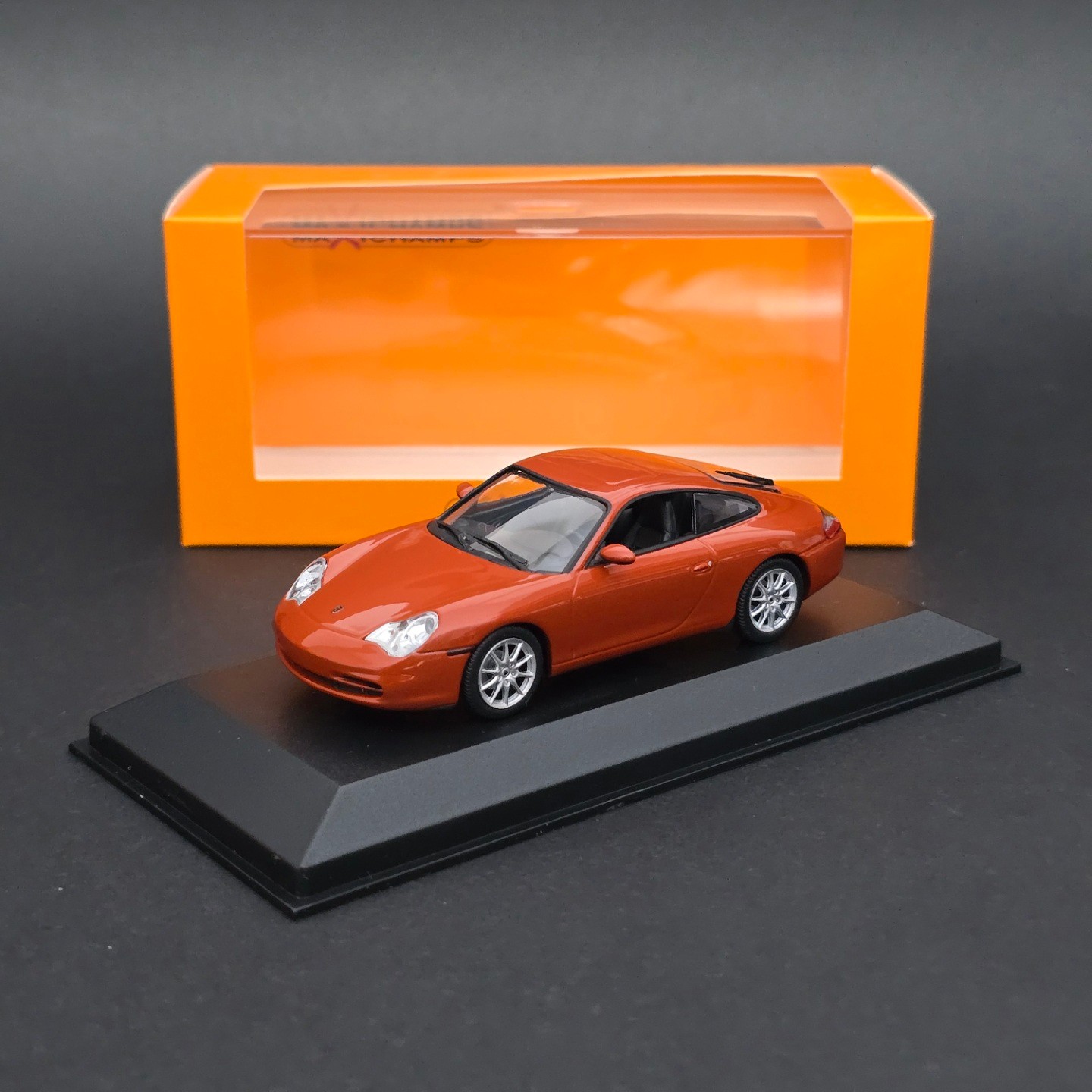 1:42 Maxichamp Porsche 911 Carrera