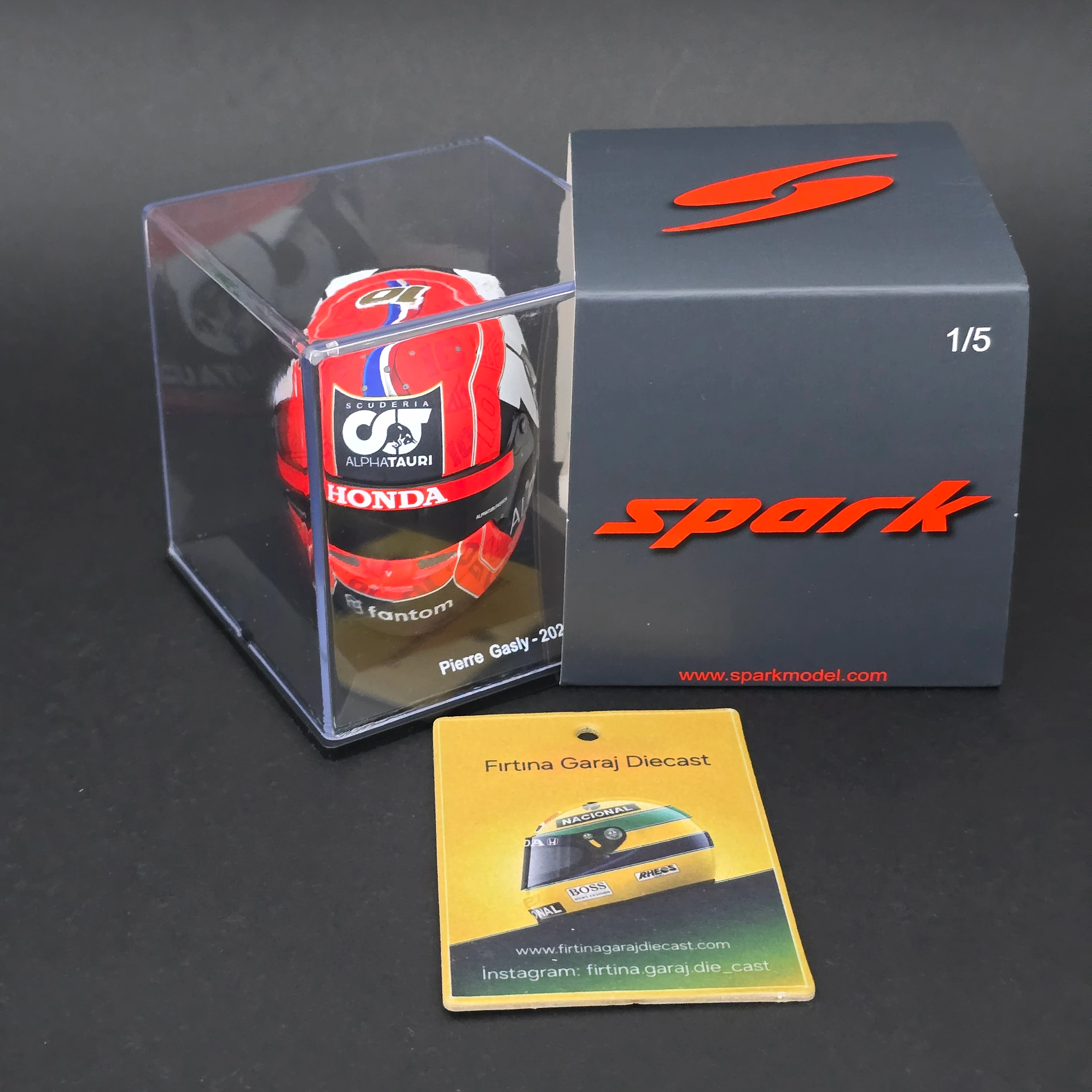 1:5 Spark Pierre Gasly Kask Figürü 2021