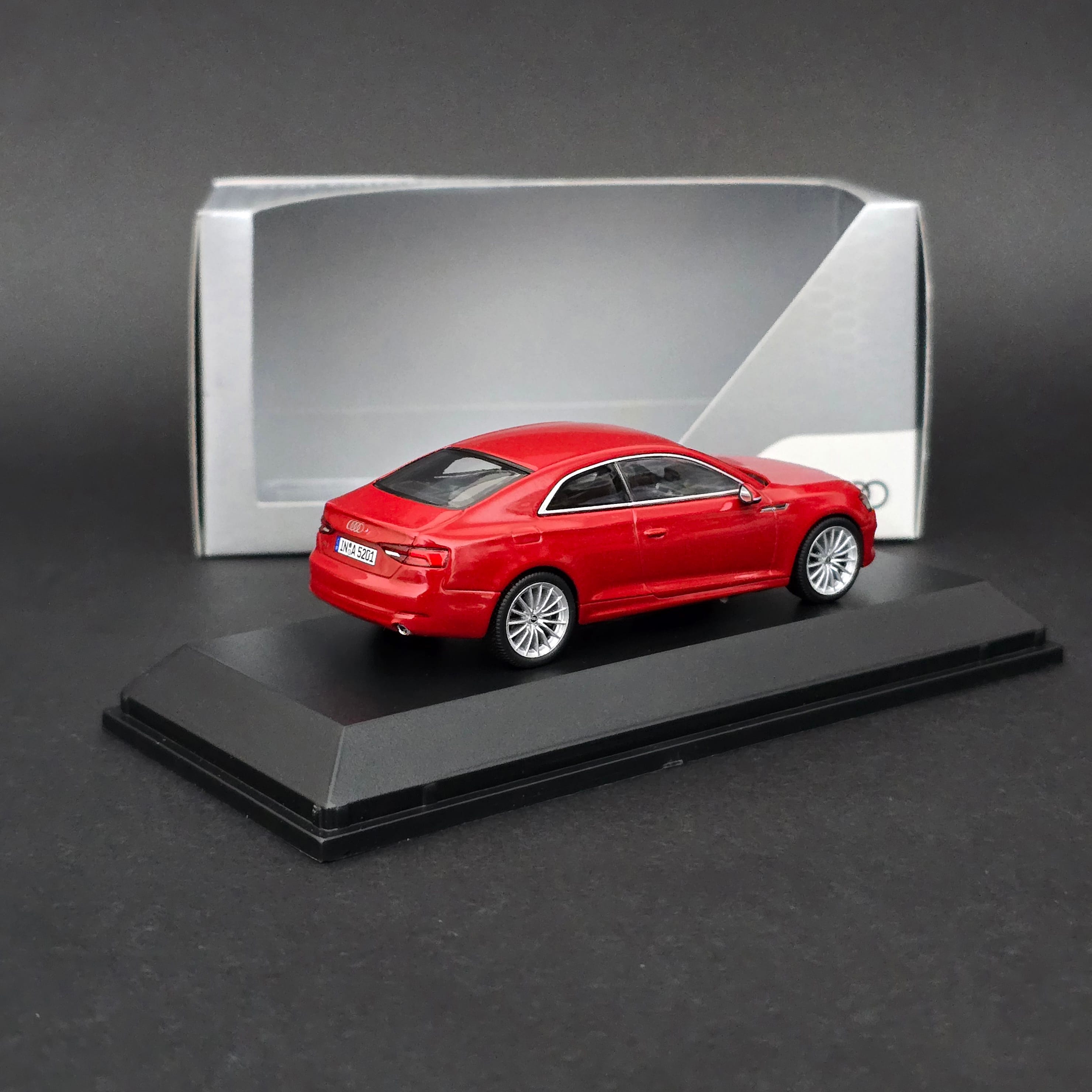 1:43 Spark Audi A5 Coupe