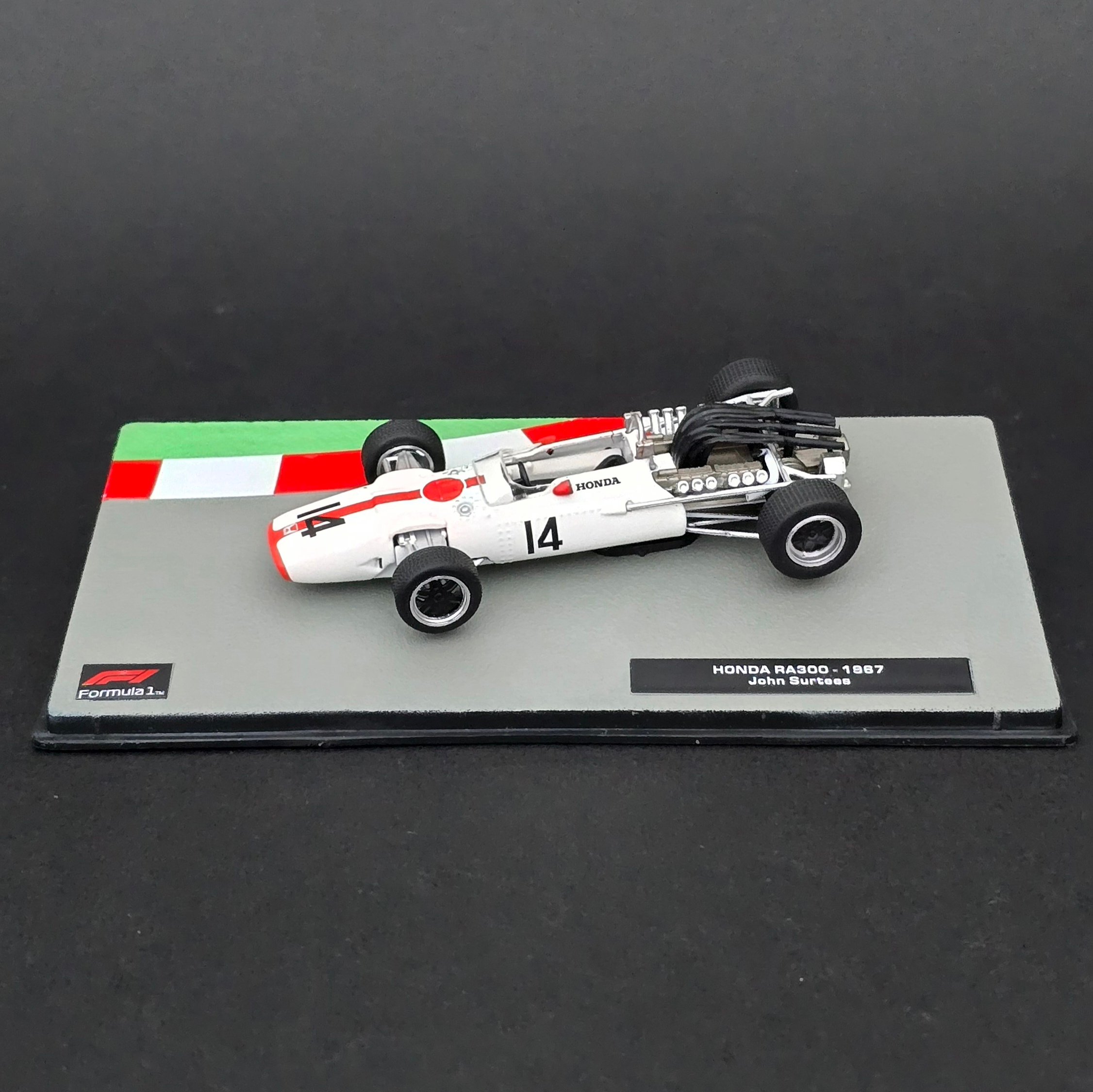 1:43 Honda RA300