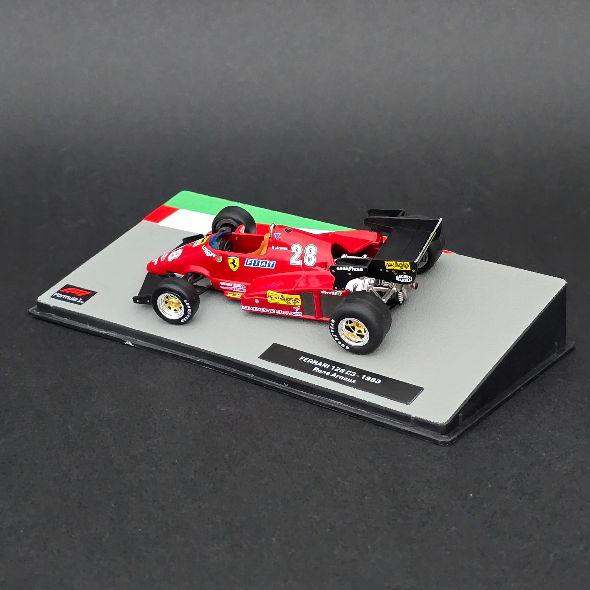 1:43 Ferrari 126 C3 Rene Arnoux 1983