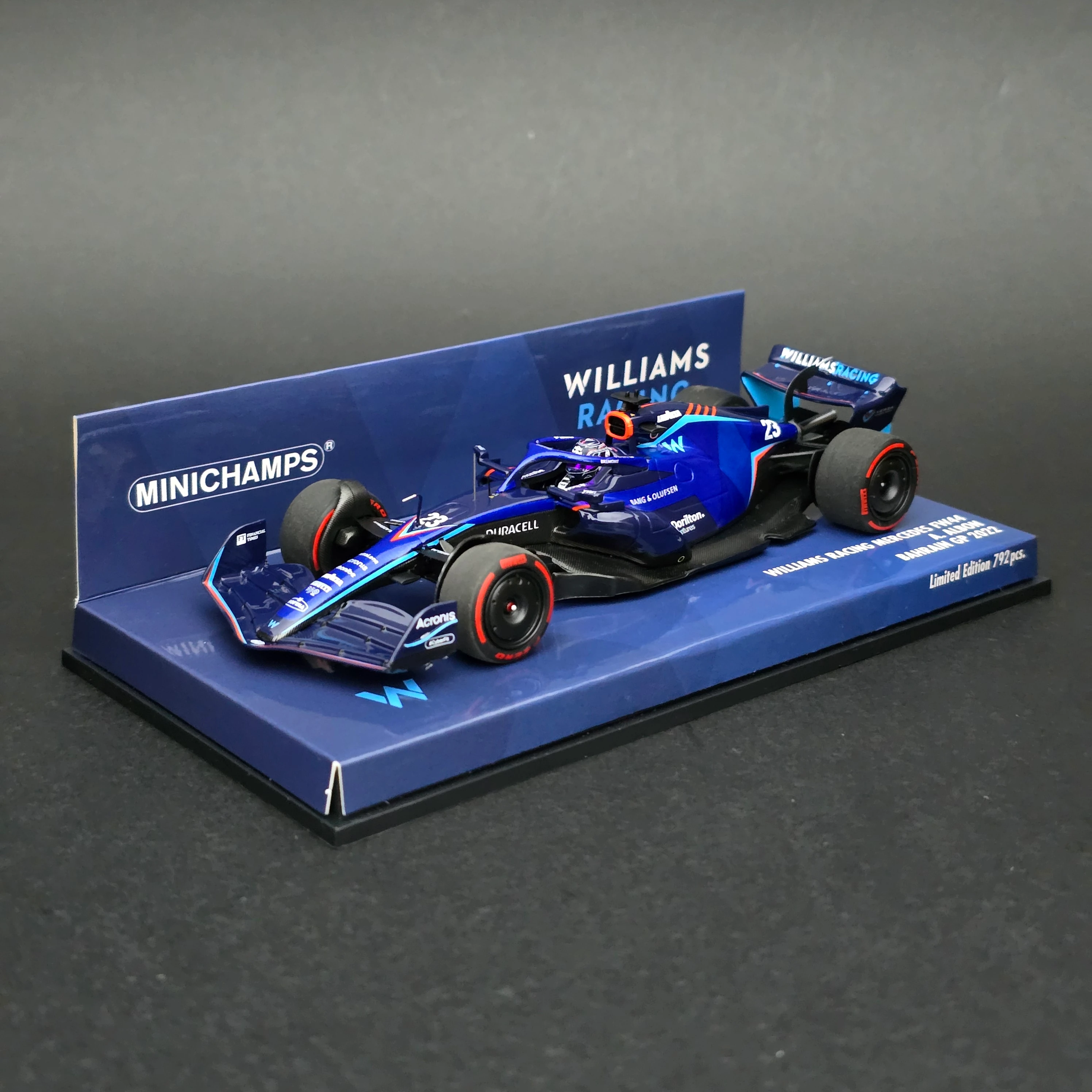 1/43 Minichamps Williams F44 A.Albon 2022