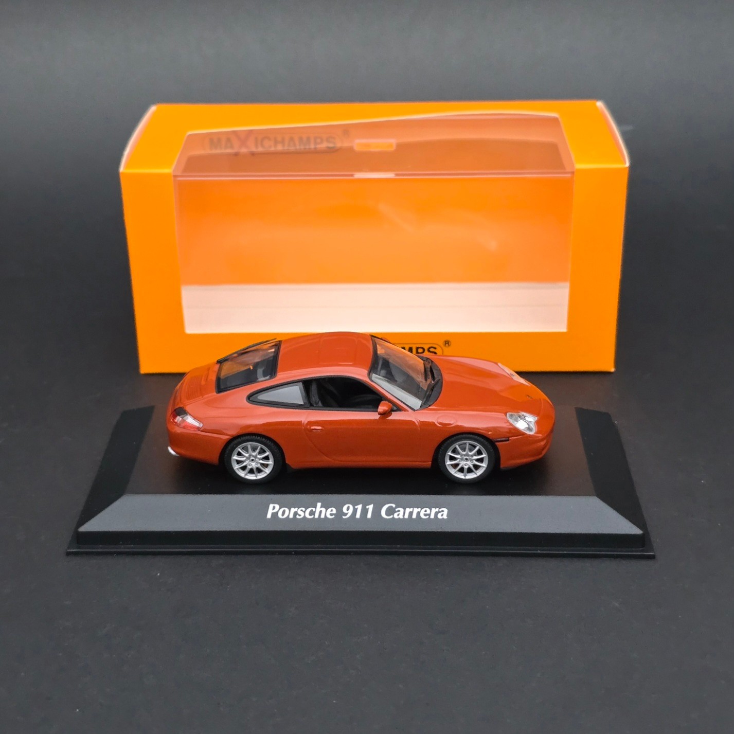 1:42 Maxichamp Porsche 911 Carrera