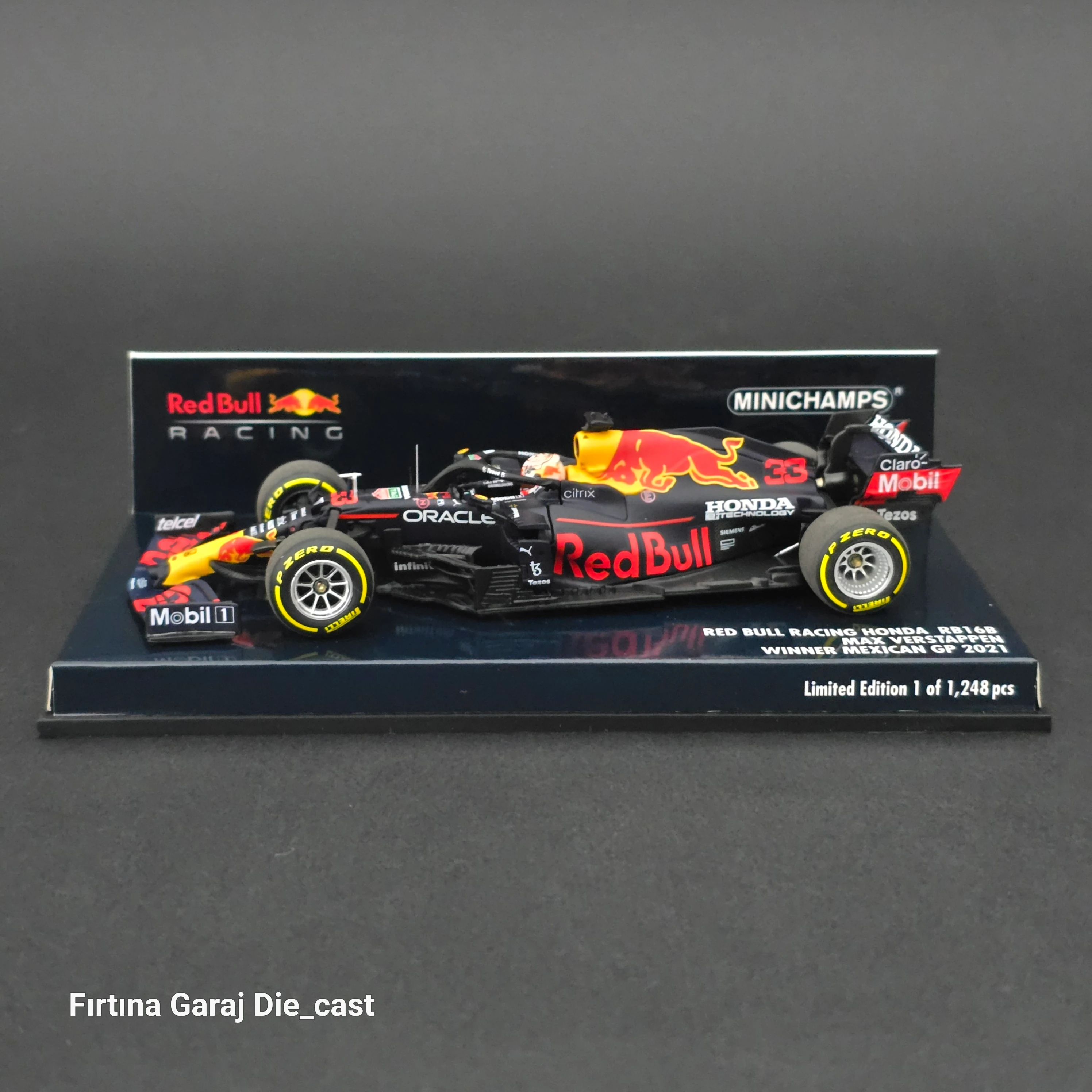 1:43 Minichamps Redbull Honda RB16B 2021 Dünya Şampiyonu Max Verstappen 