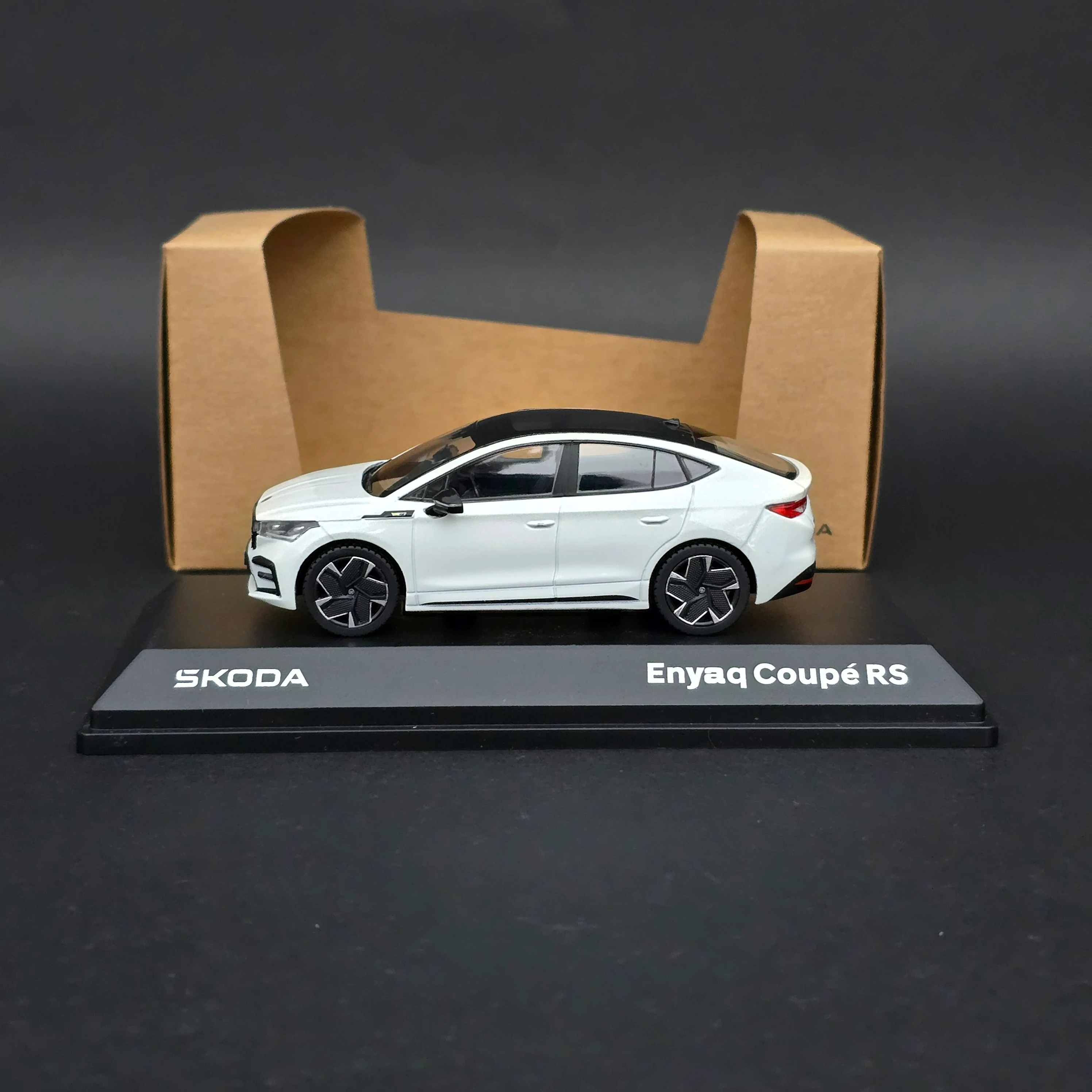 1:43 Skoda Enyaq Coupe RS
