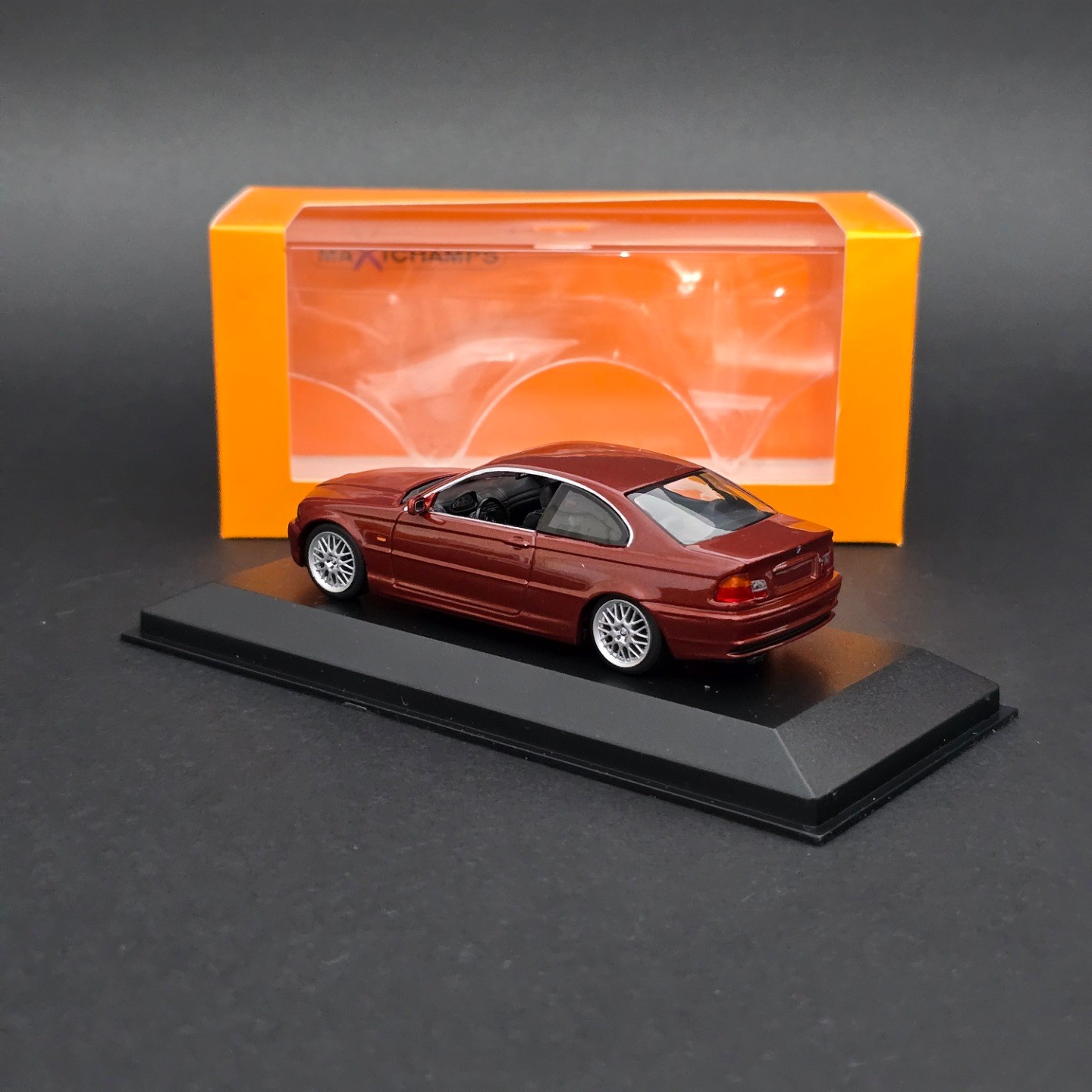1:43 BMW 328ci E46 