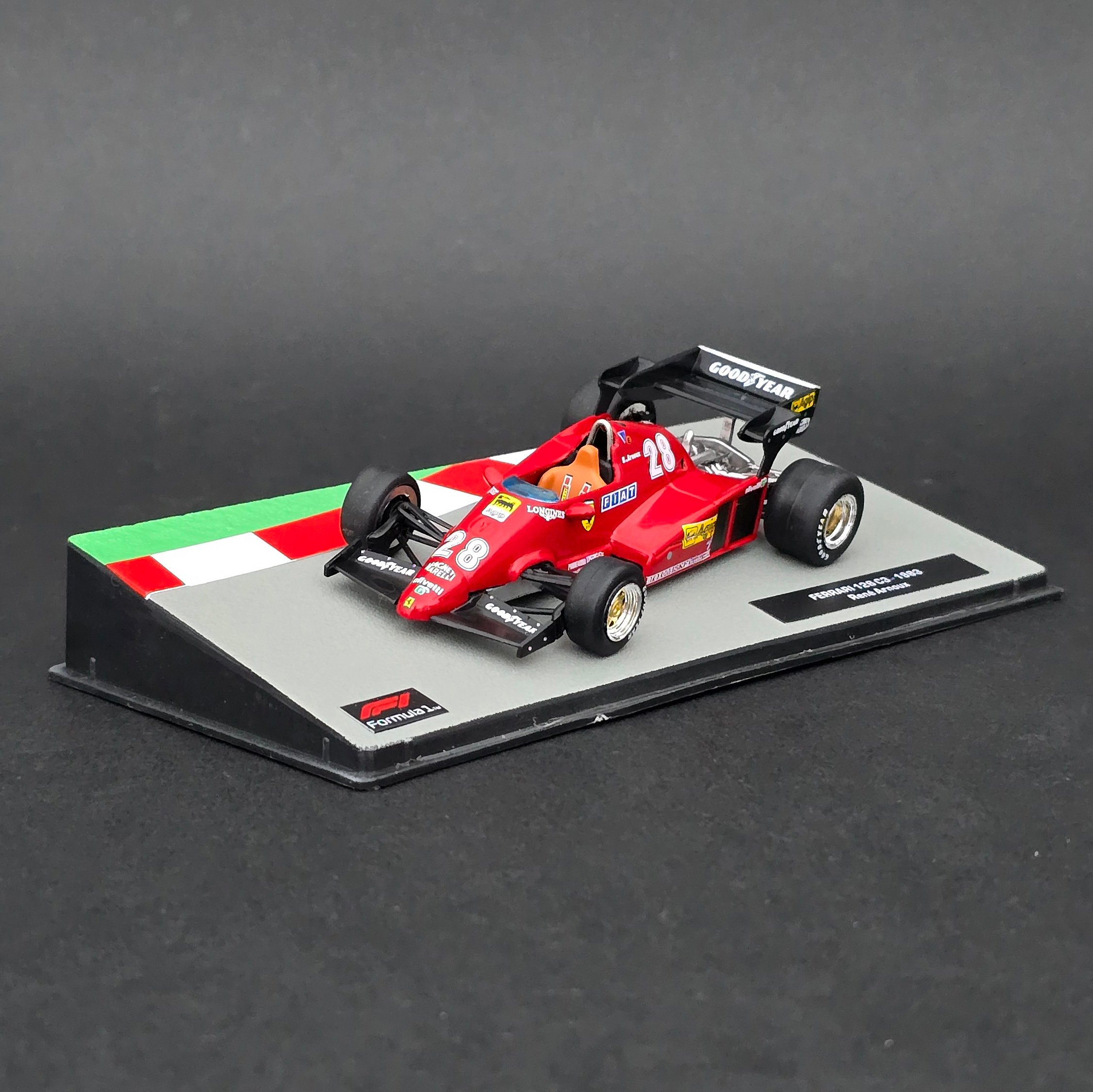 1:43 Ferrari 126 C3 Rene Arnoux 1983