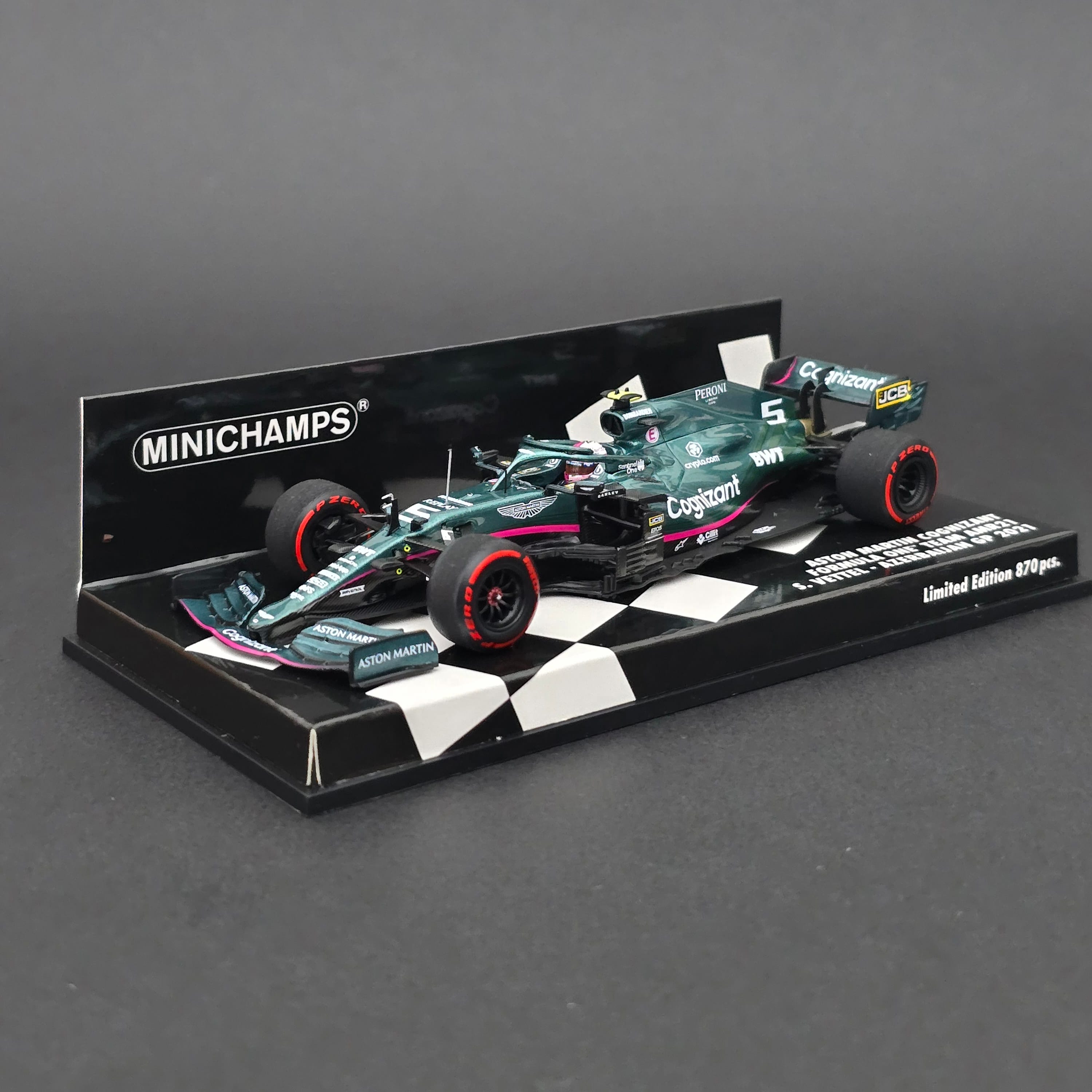 1:43 Aston Martin AMR21 Sebastian Vettel 2021